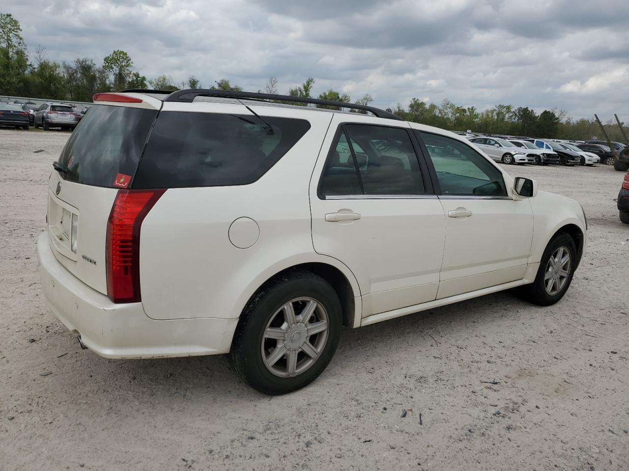 Photo 2 VIN: 1GYDE637X40123674 - CADILLAC SRX 