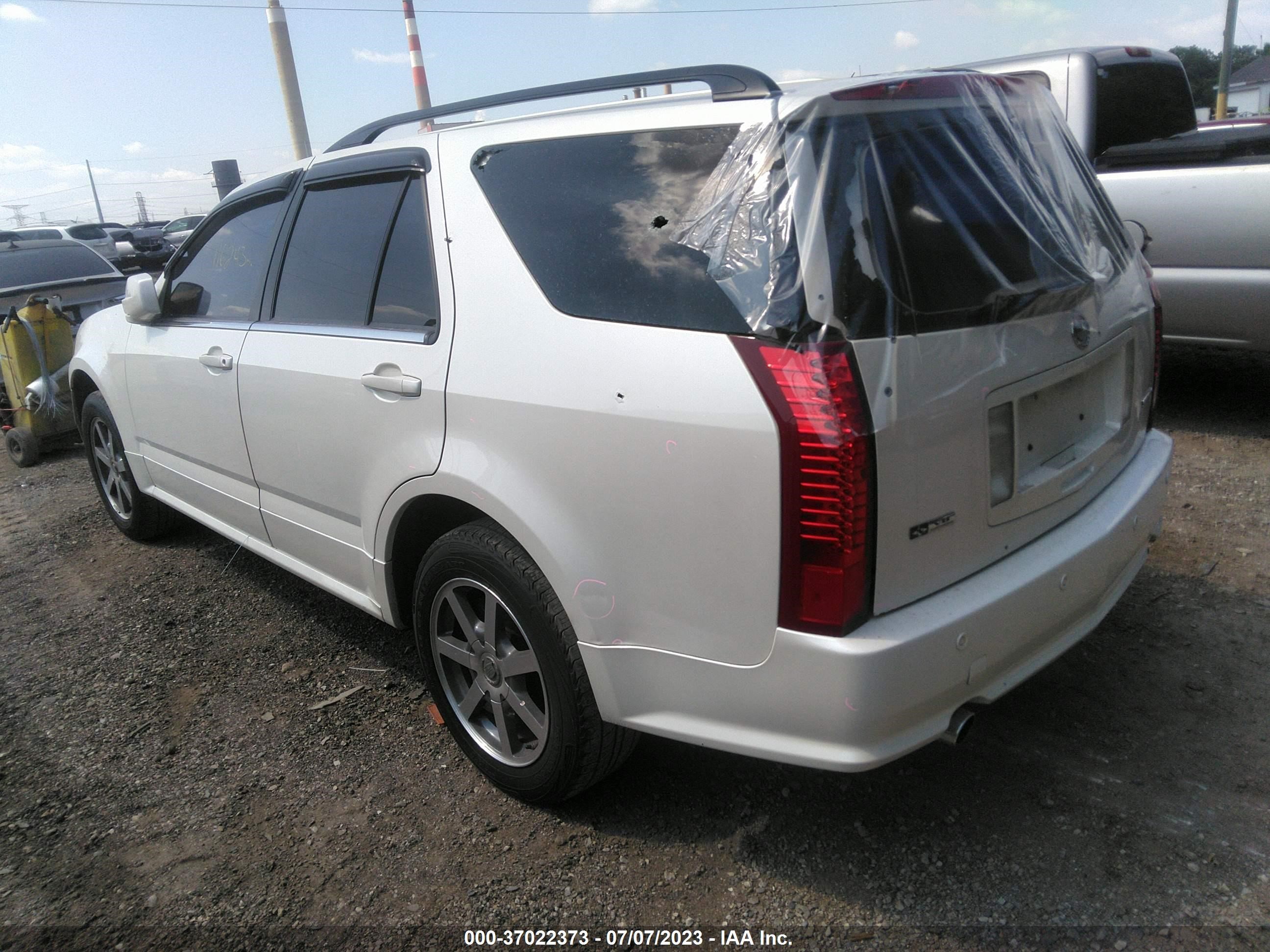 Photo 2 VIN: 1GYDE63A640155873 - CADILLAC SRX 