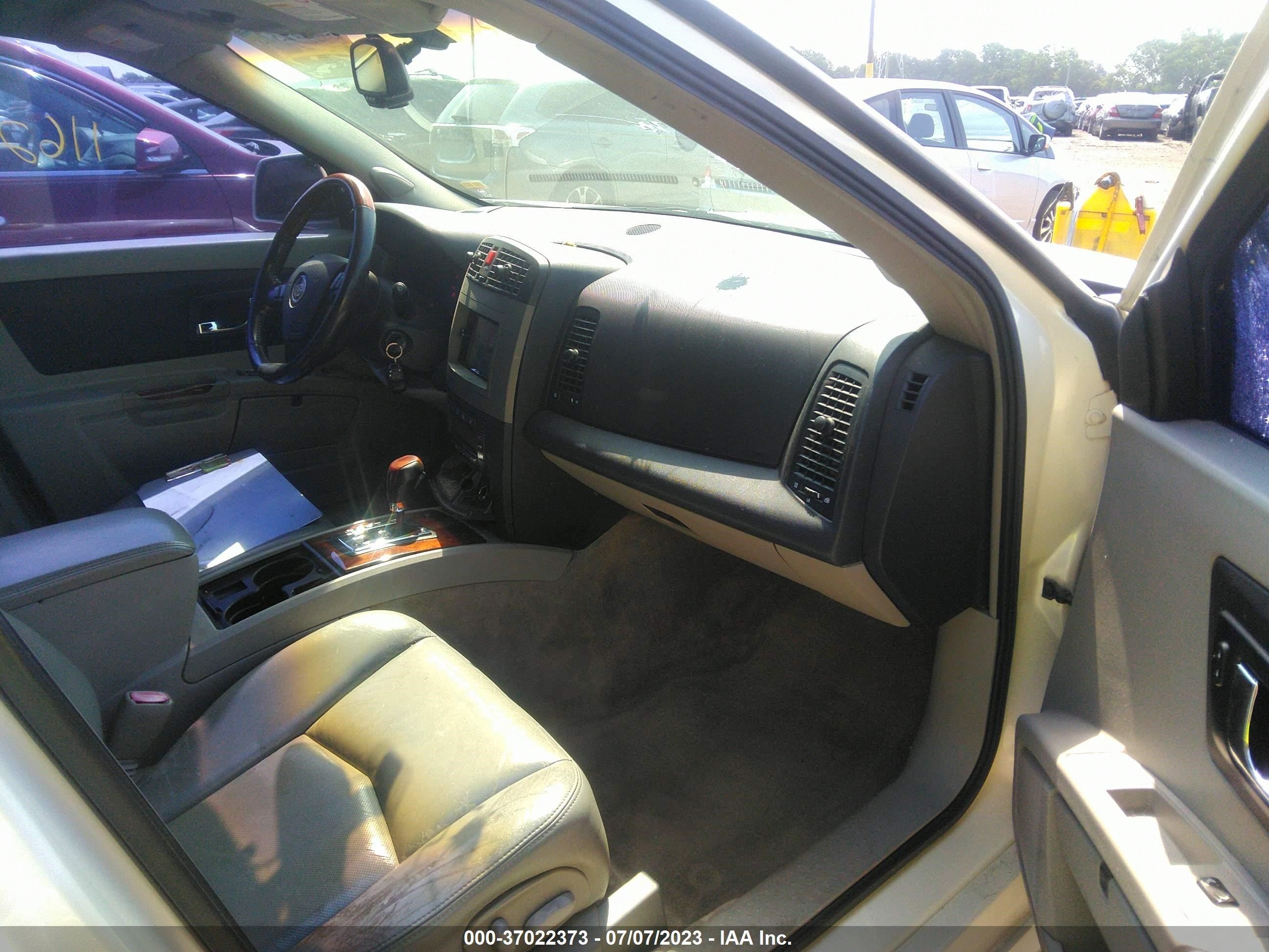 Photo 4 VIN: 1GYDE63A640155873 - CADILLAC SRX 