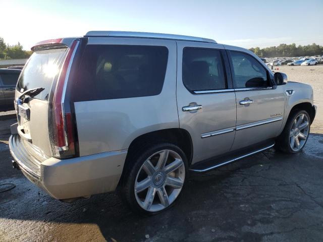 Photo 2 VIN: 1GYEC63817R257752 - CADILLAC ESCALADE L 