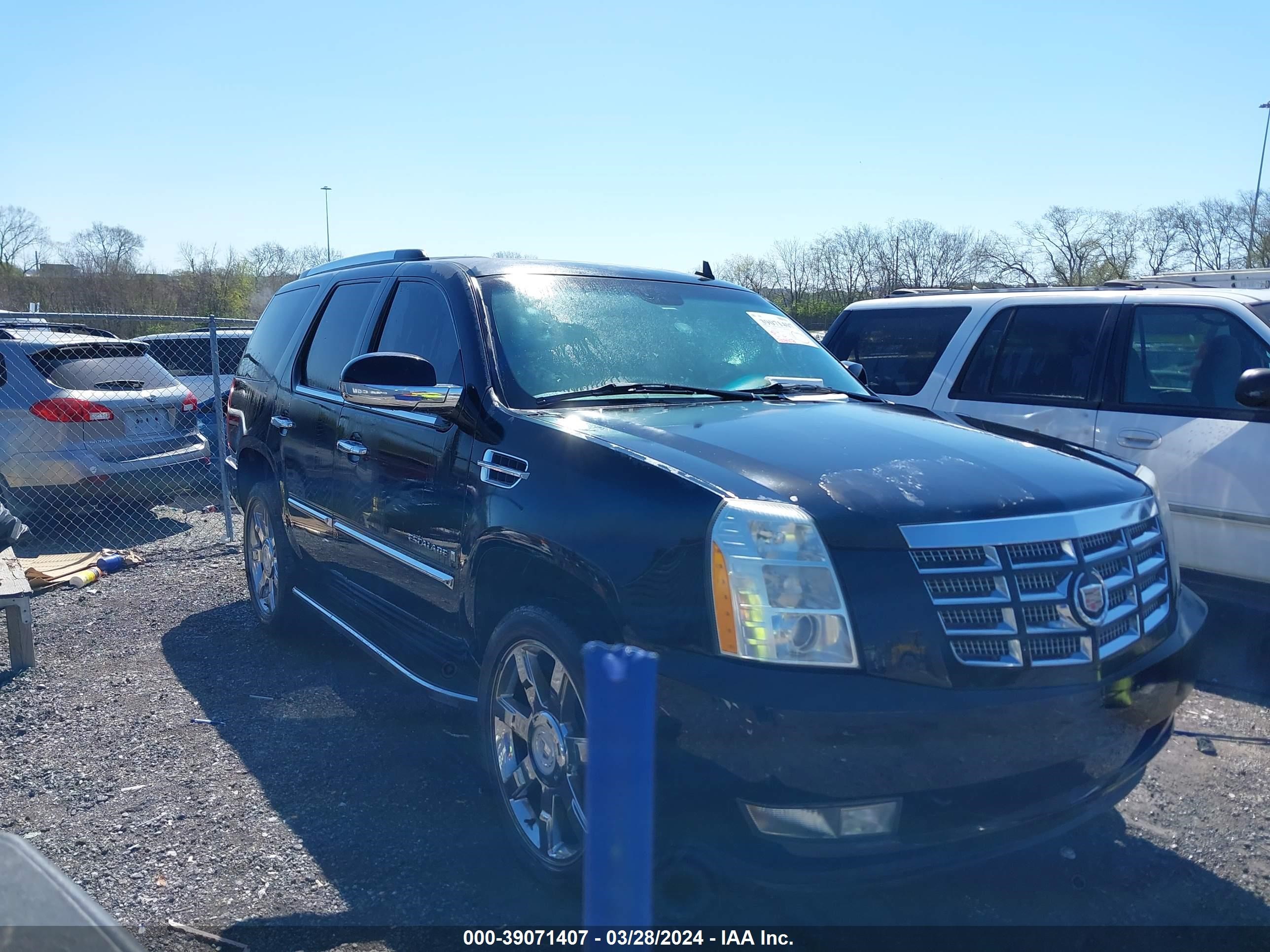 Photo 0 VIN: 1GYEC63817R323118 - CADILLAC ESCALADE 