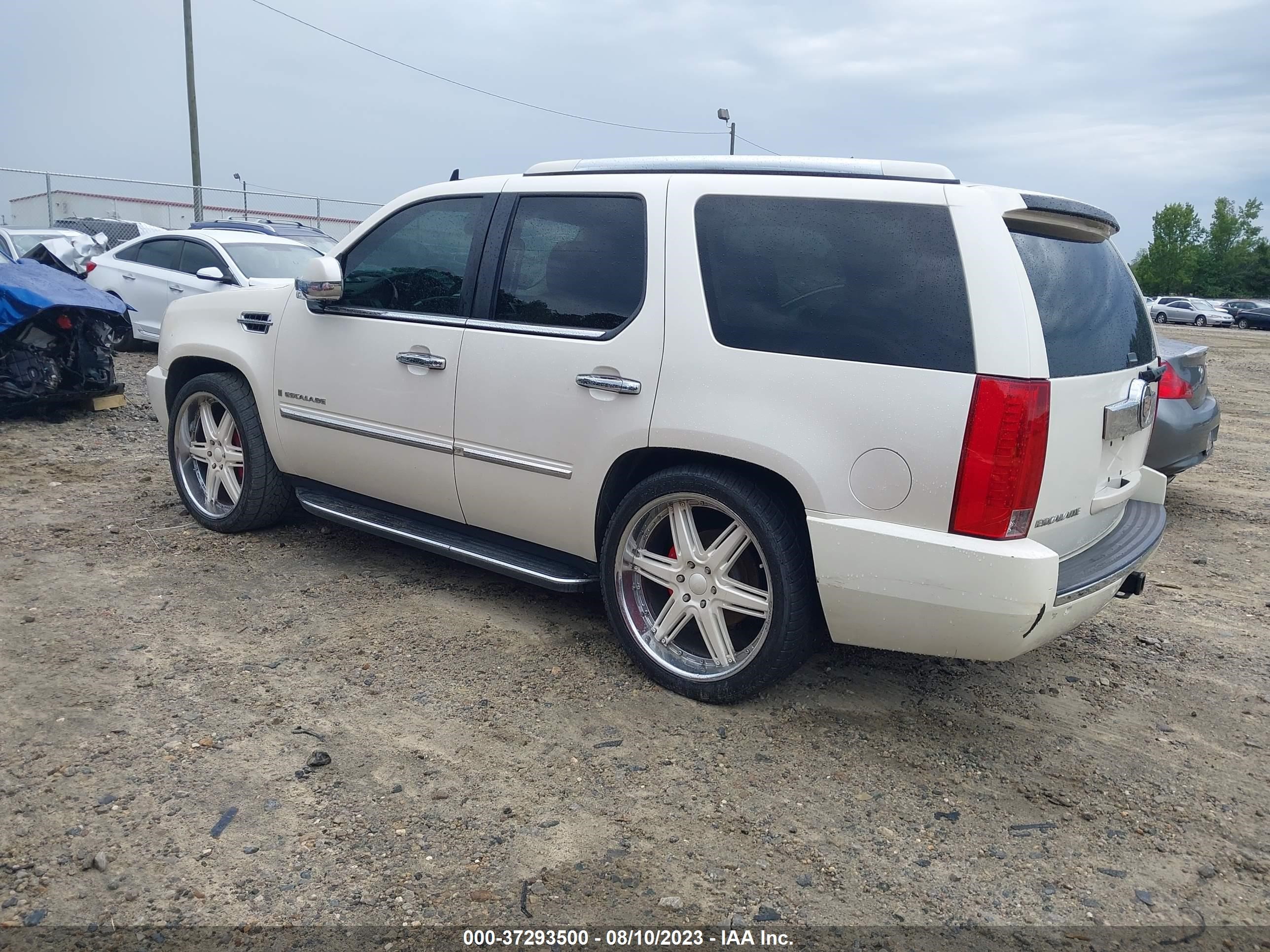 Photo 2 VIN: 1GYEC63837R320043 - CADILLAC ESCALADE 