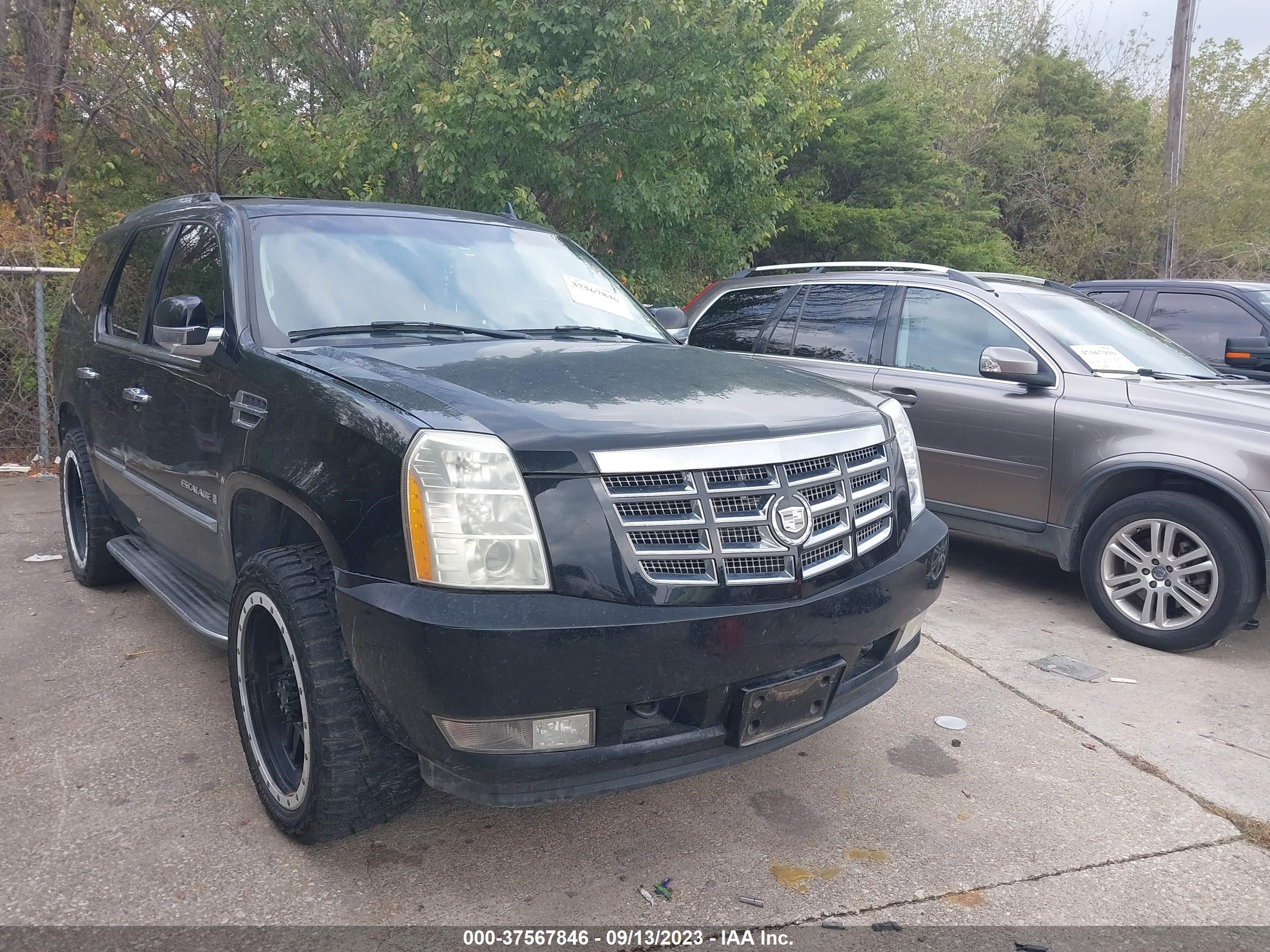 Photo 0 VIN: 1GYEC63837R412396 - CADILLAC ESCALADE 