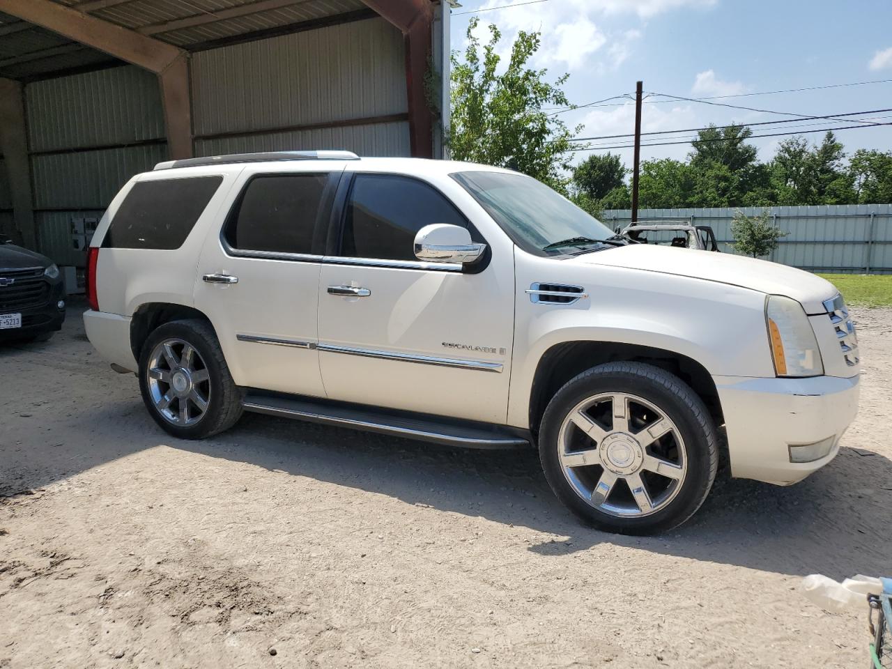 Photo 3 VIN: 1GYEC63838R223054 - CADILLAC ESCALADE 