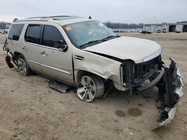 Photo 3 VIN: 1GYEC63848R147215 - CADILLAC ESCALADE 