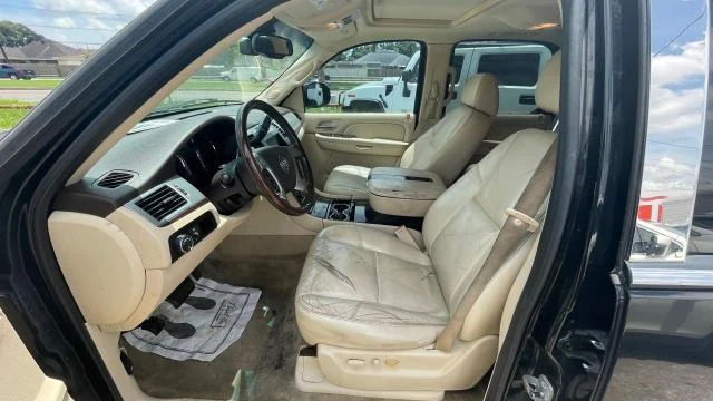 Photo 4 VIN: 1GYEC63848R163348 - CADILLAC ESCALADE L 