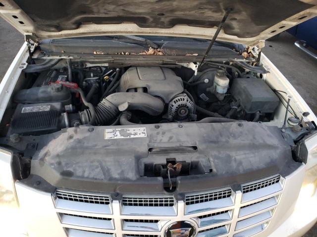 Photo 11 VIN: 1GYEC63857R318794 - CADILLAC ESCALADE 