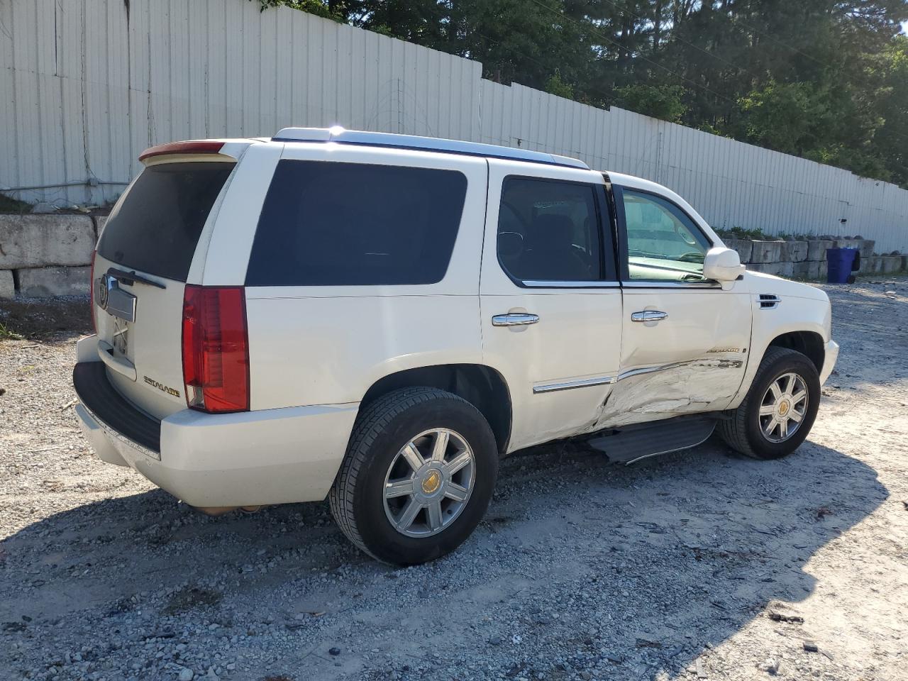 Photo 2 VIN: 1GYEC63857R414148 - CADILLAC ESCALADE 