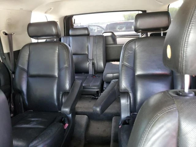 Photo 9 VIN: 1GYEC63887R372137 - CADILLAC ESCALADE 