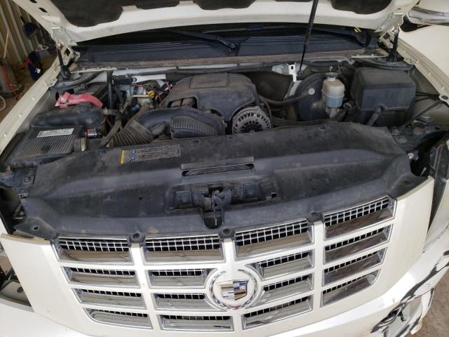 Photo 11 VIN: 1GYEC63888R123371 - CADILLAC ESCALADE 