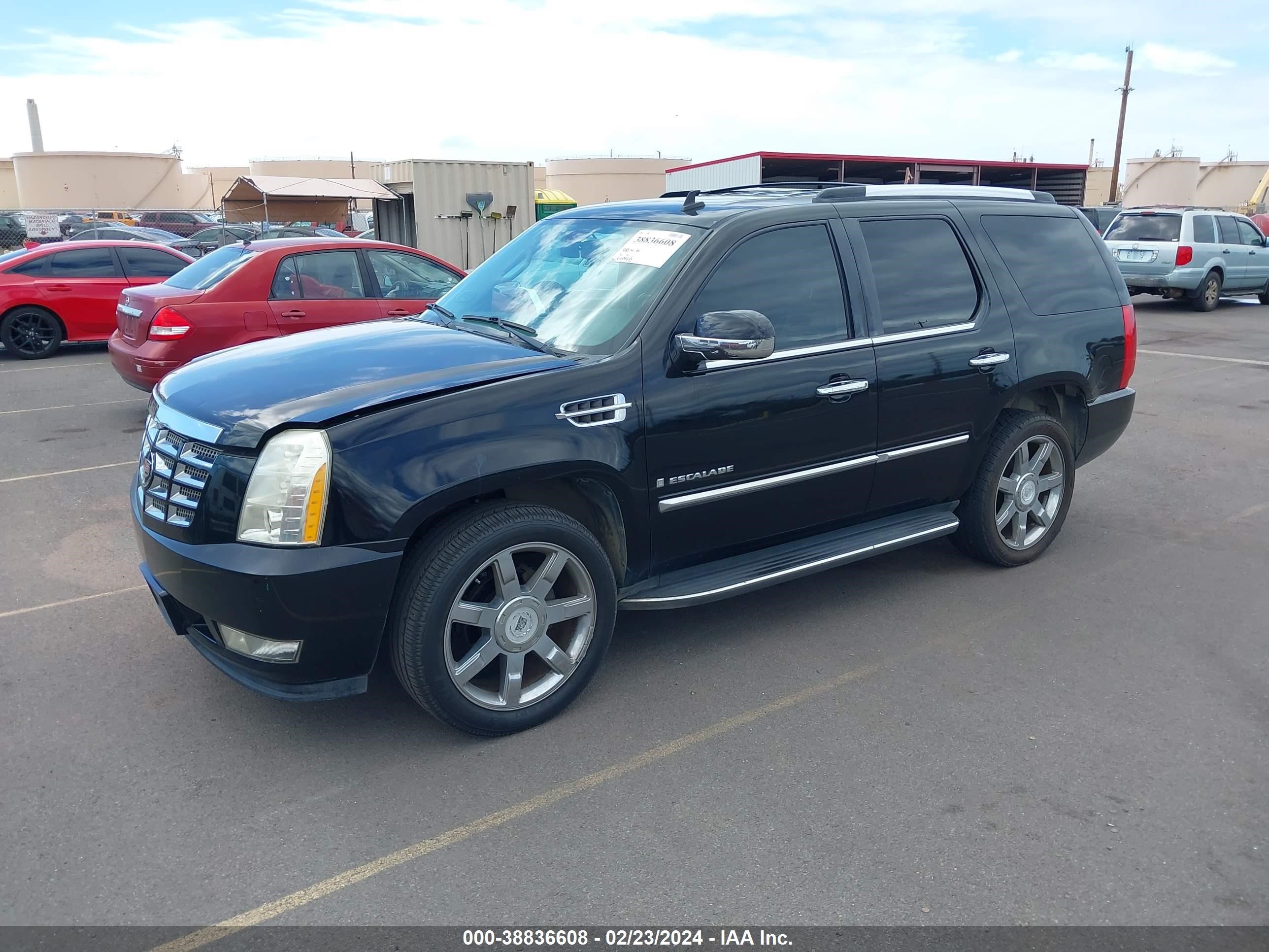 Photo 1 VIN: 1GYEC63888R198443 - CADILLAC ESCALADE 