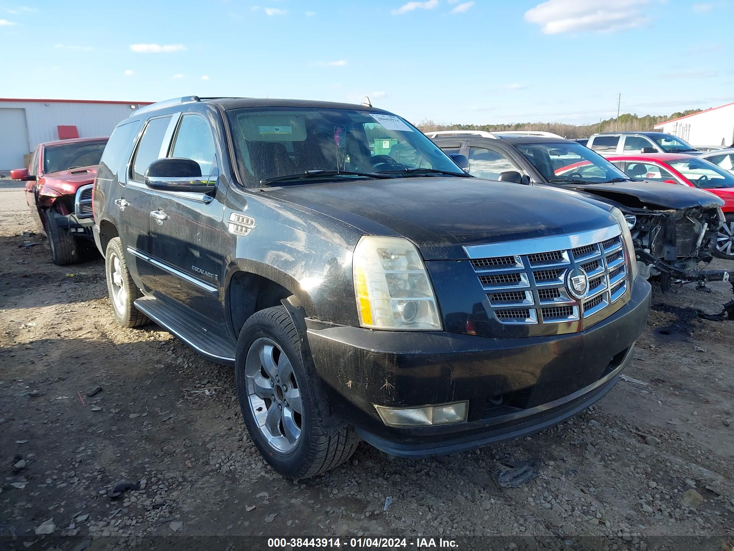 Photo 0 VIN: 1GYEC63897R282138 - CADILLAC ESCALADE 