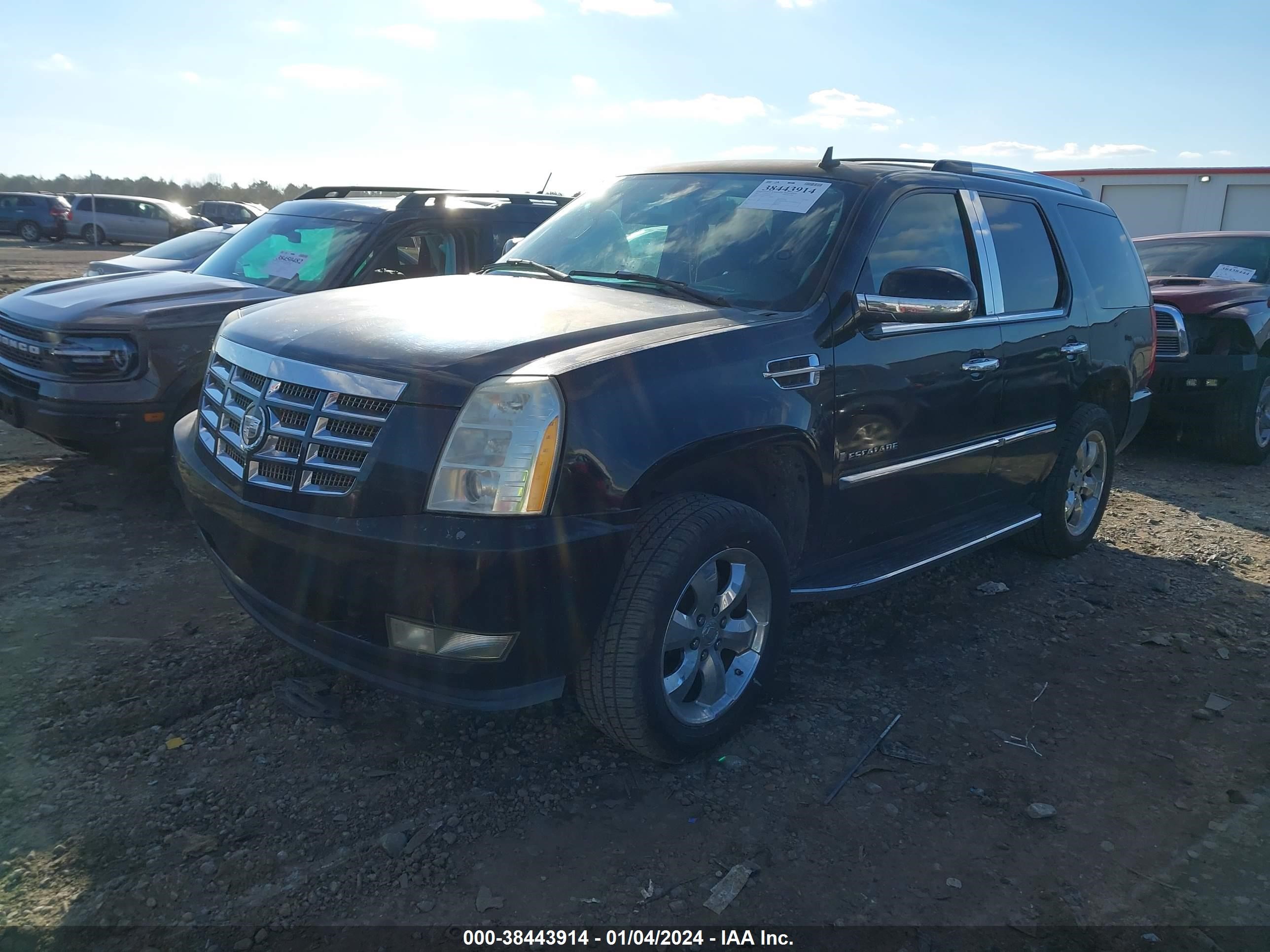 Photo 1 VIN: 1GYEC63897R282138 - CADILLAC ESCALADE 