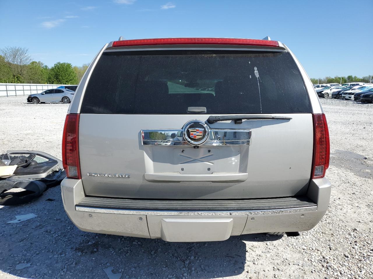 Photo 5 VIN: 1GYEC638X7R354223 - CADILLAC ESCALADE 