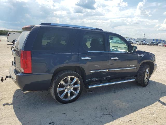 Photo 2 VIN: 1GYEC638X7R402898 - CADILLAC ESCALADE 