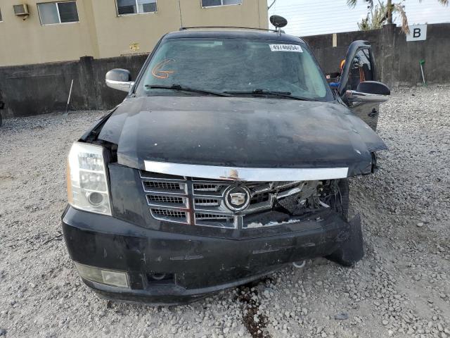 Photo 4 VIN: 1GYEC638X8R188013 - CADILLAC ESCALADE 