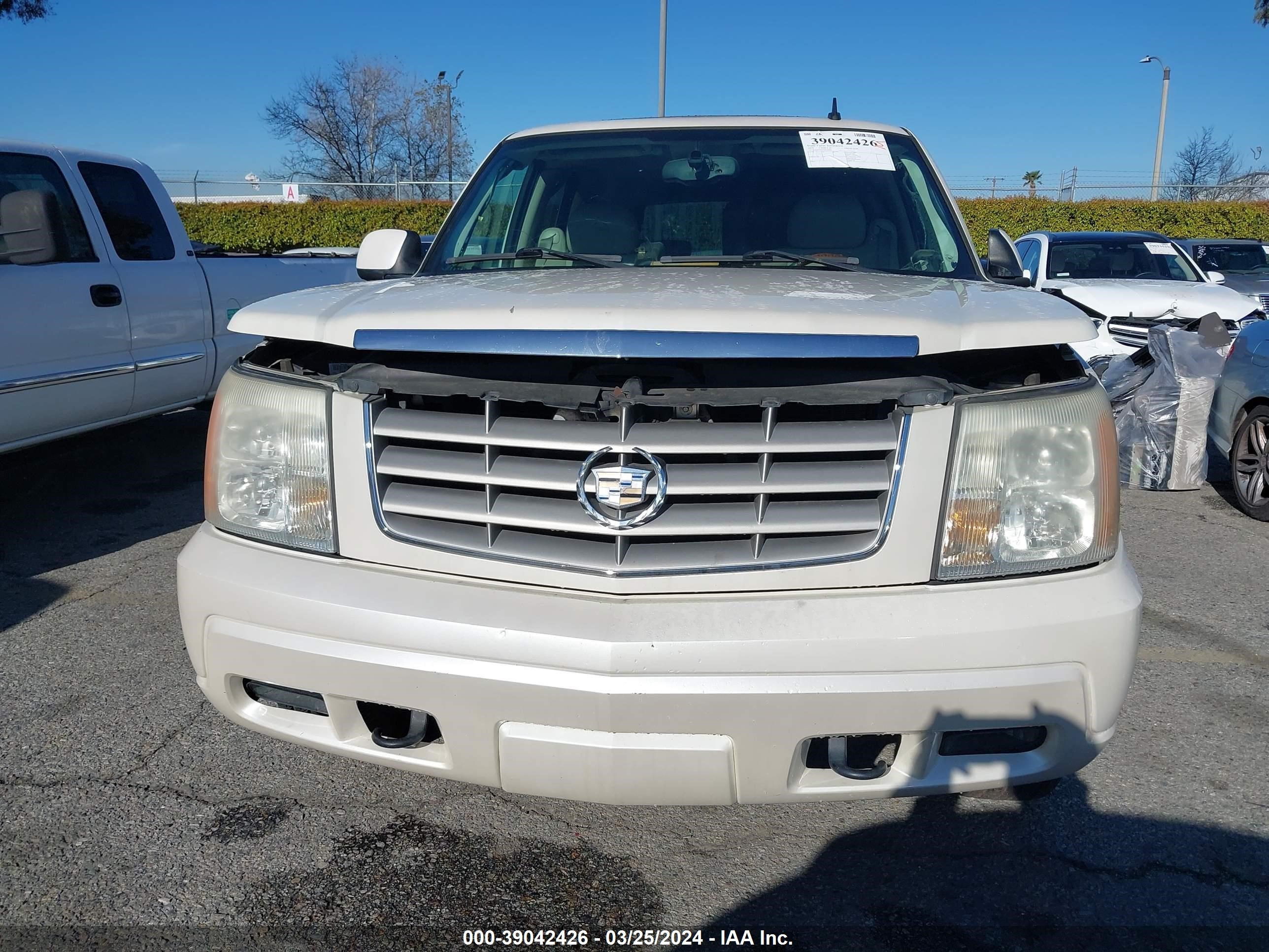 Photo 11 VIN: 1GYEC63N26R160466 - CADILLAC ESCALADE 