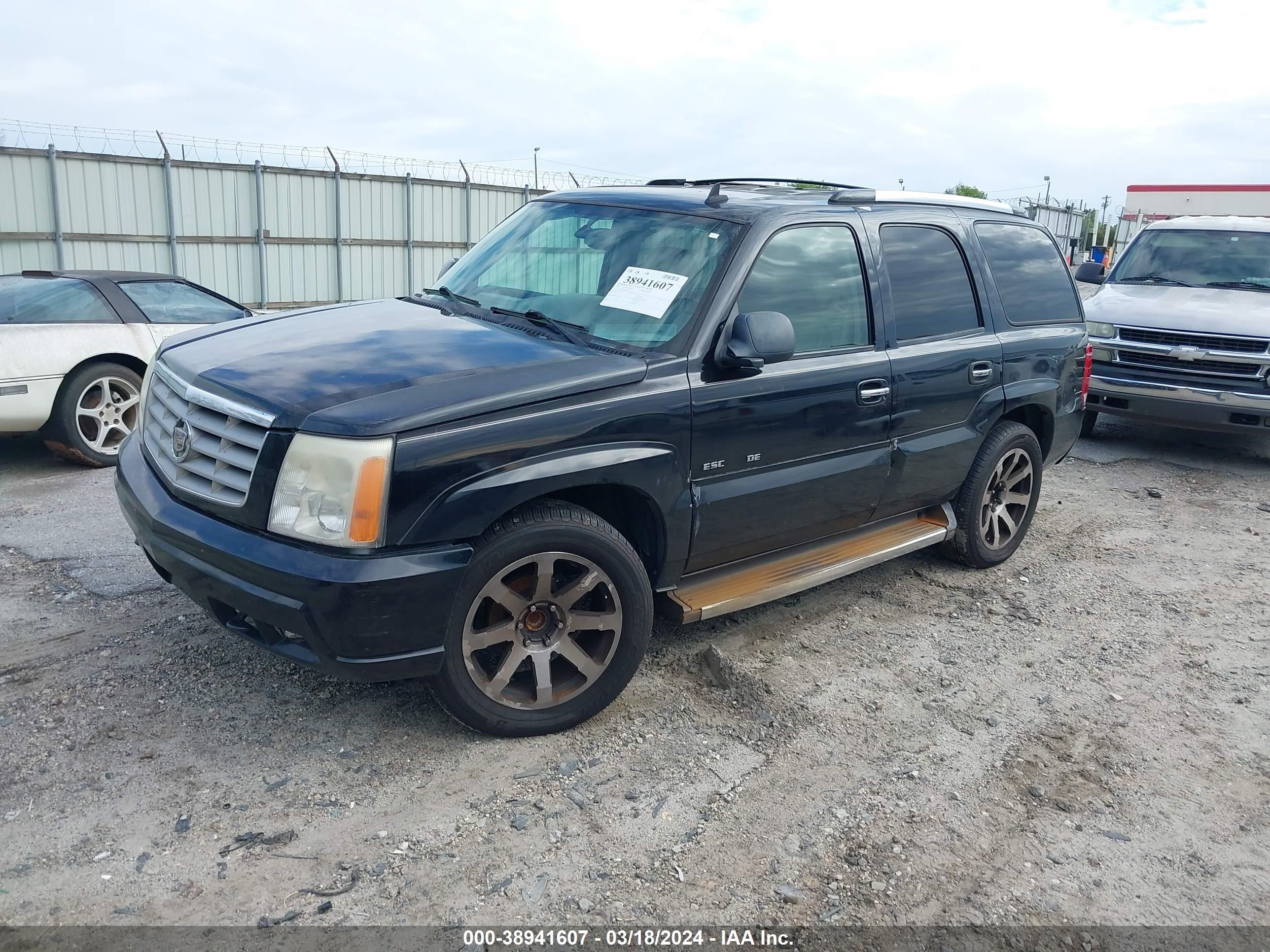 Photo 1 VIN: 1GYEC63N66R110167 - CADILLAC ESCALADE 