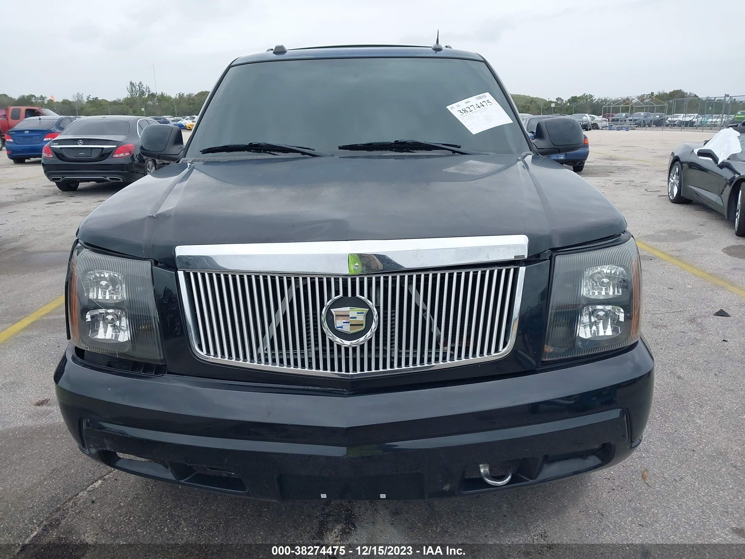 Photo 11 VIN: 1GYEC63N85R269710 - CADILLAC ESCALADE 