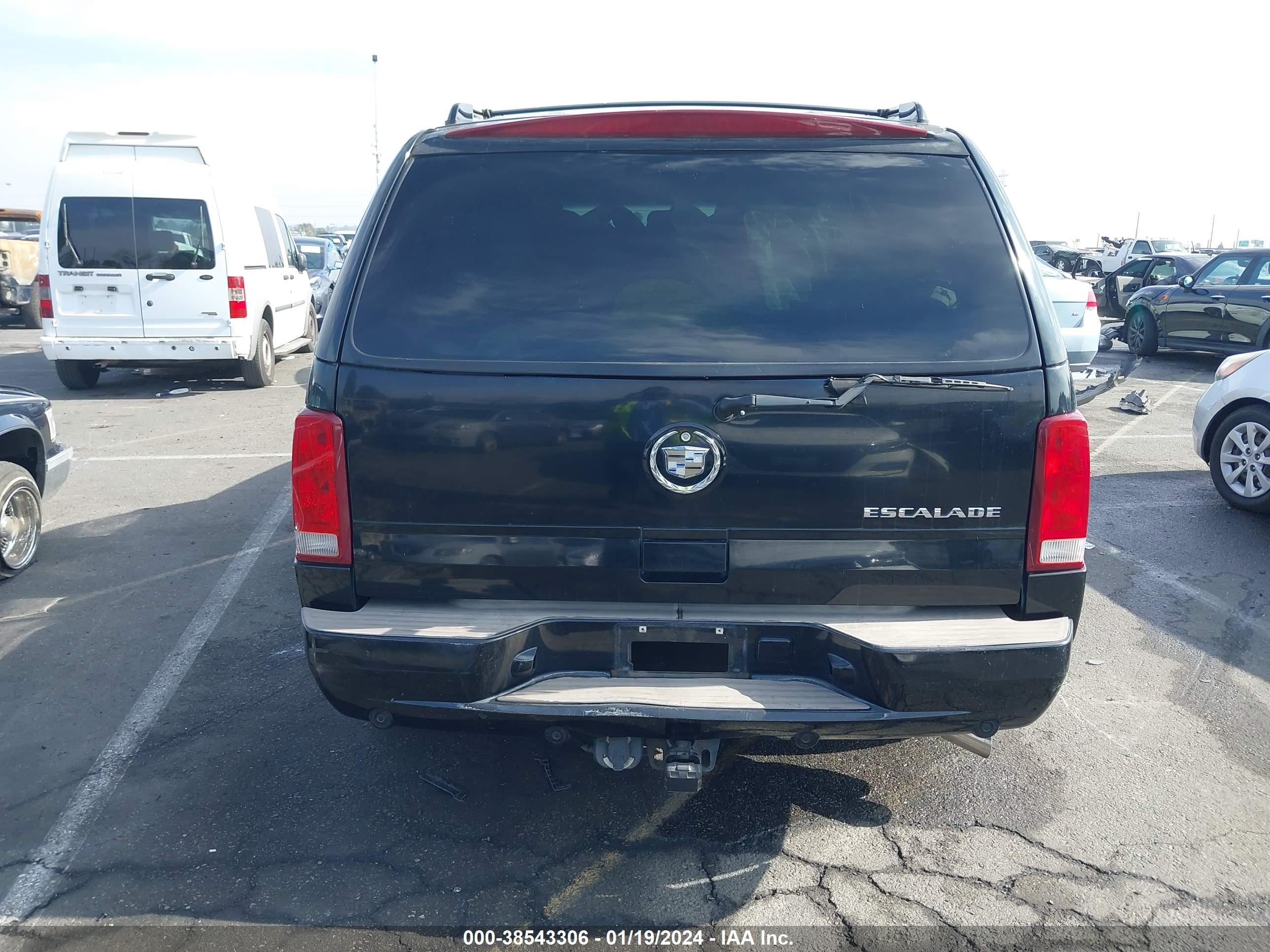 Photo 14 VIN: 1GYEC63T03R211053 - CADILLAC ESCALADE 