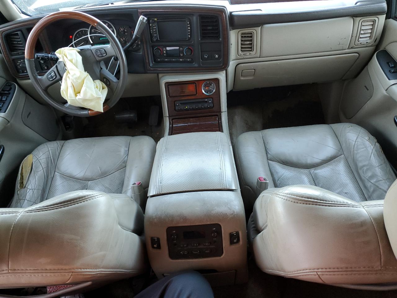 Photo 7 VIN: 1GYEC63T13R290829 - CADILLAC ESCALADE 