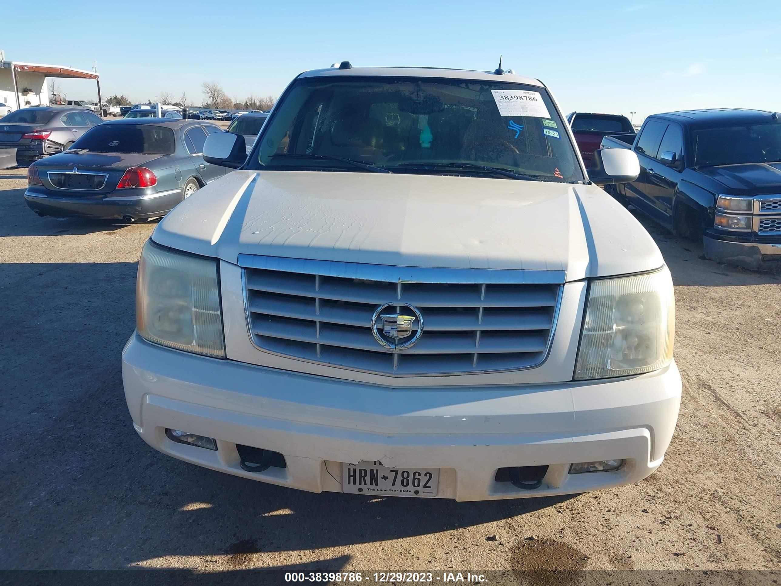 Photo 11 VIN: 1GYEC63T34R294186 - CADILLAC ESCALADE 