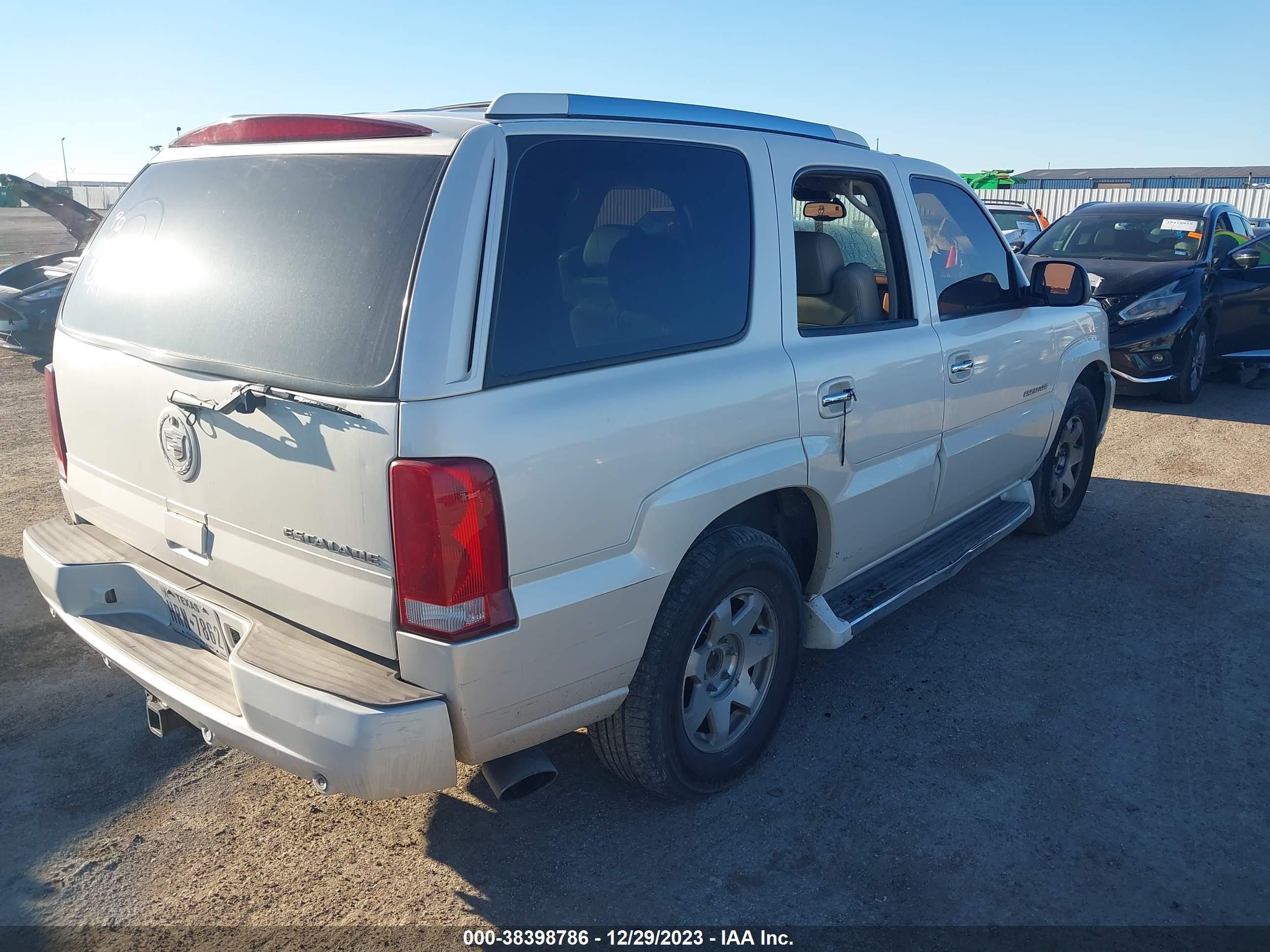 Photo 3 VIN: 1GYEC63T34R294186 - CADILLAC ESCALADE 