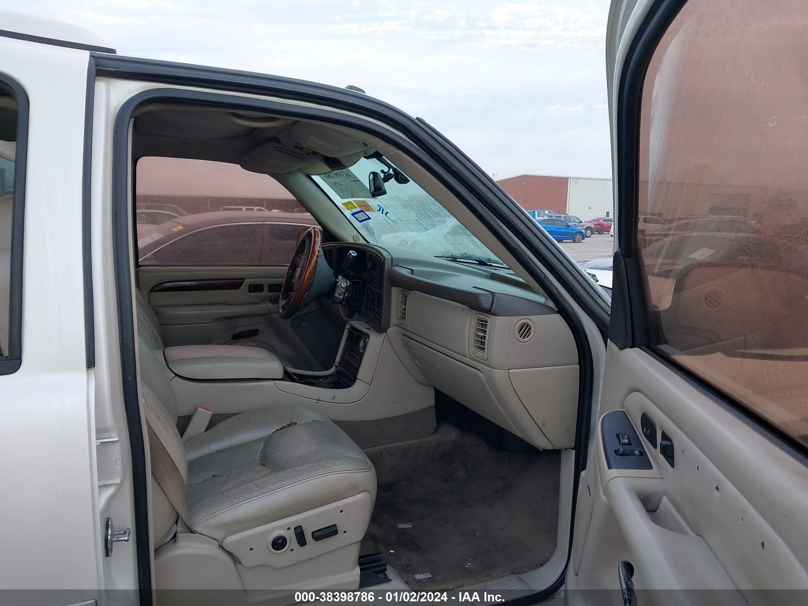 Photo 4 VIN: 1GYEC63T34R294186 - CADILLAC ESCALADE 