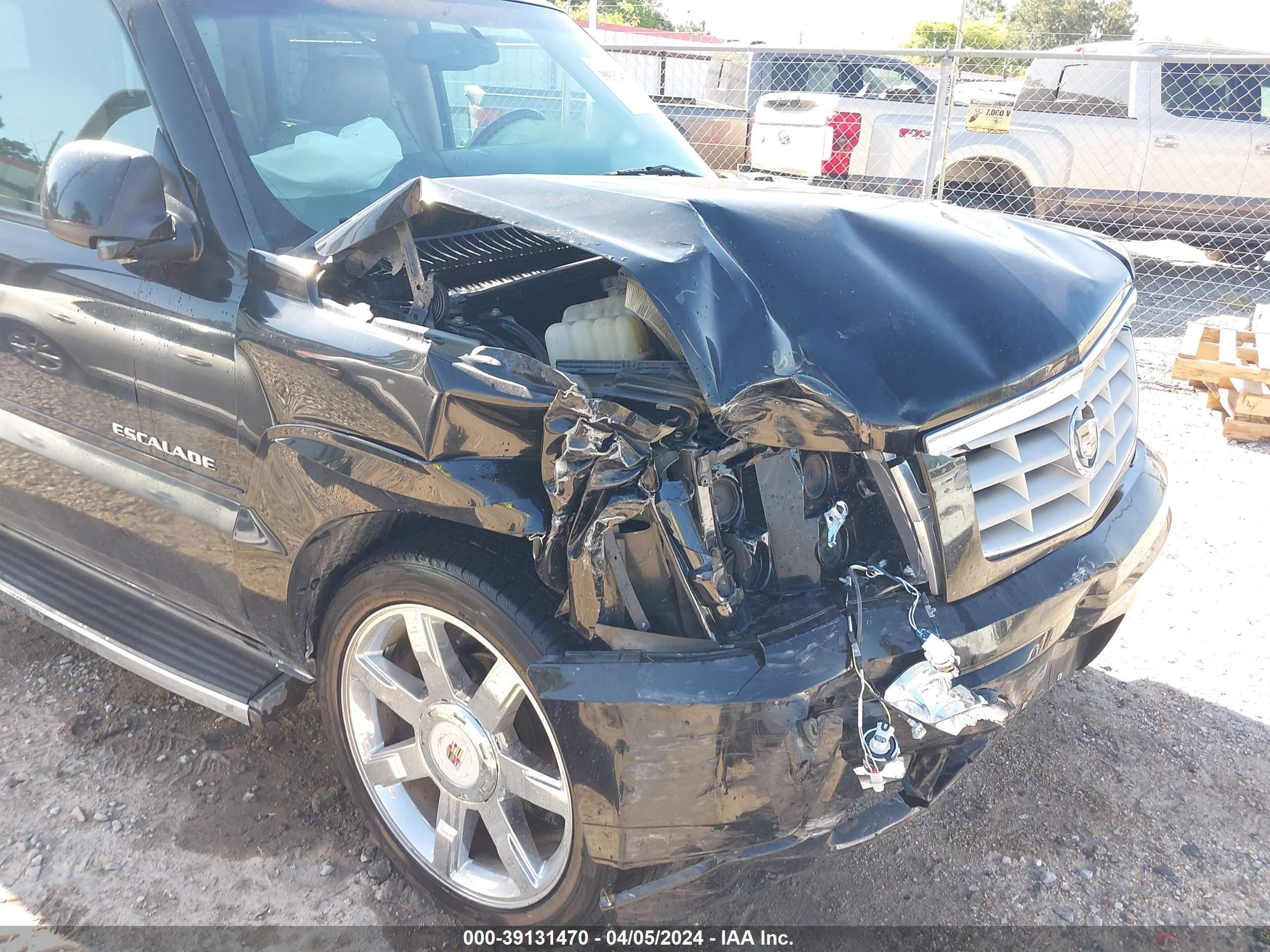 Photo 5 VIN: 1GYEC63T75R156362 - CADILLAC ESCALADE 