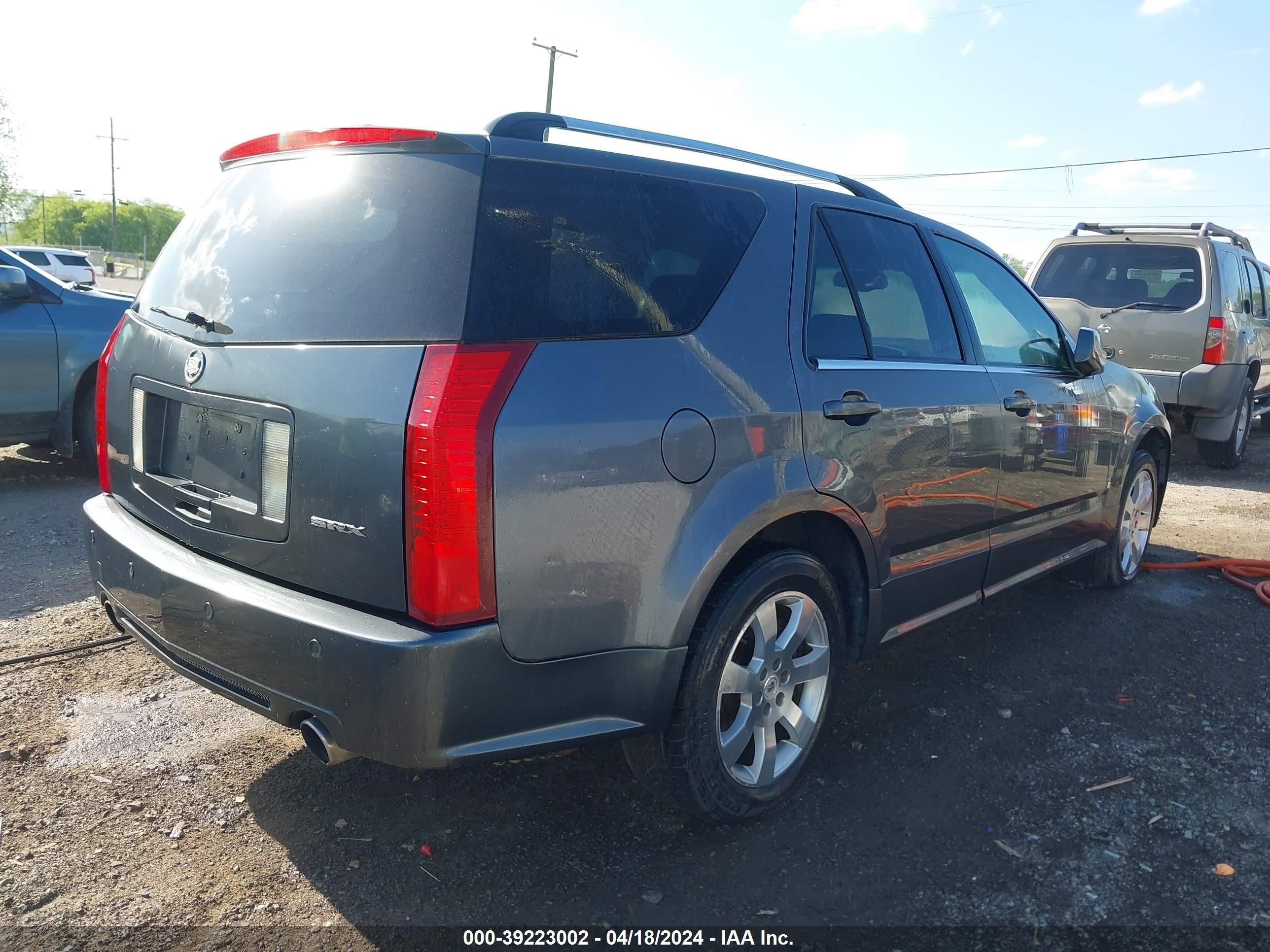 Photo 3 VIN: 1GYEE23A490105445 - CADILLAC SRX 