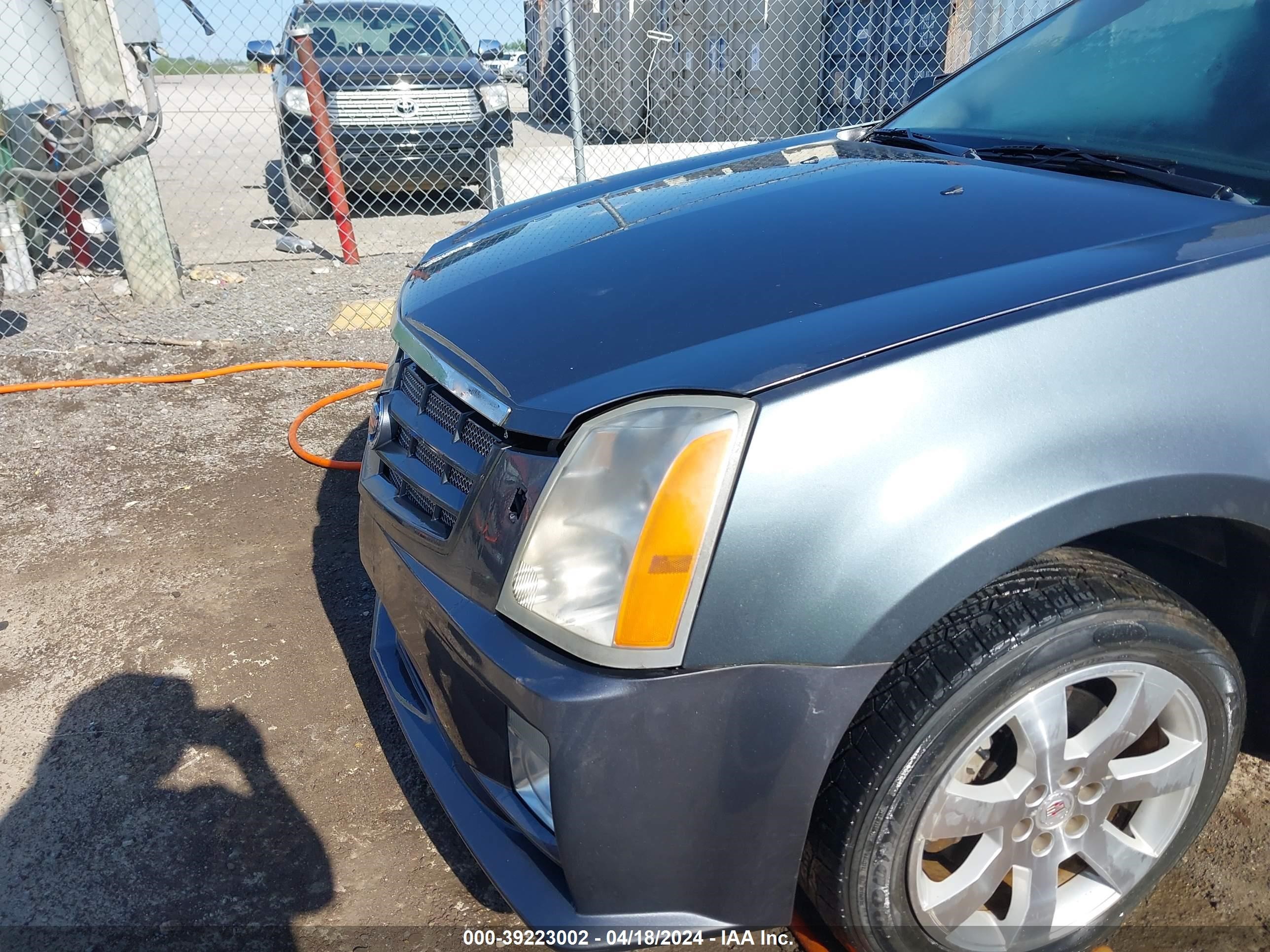 Photo 5 VIN: 1GYEE23A490105445 - CADILLAC SRX 