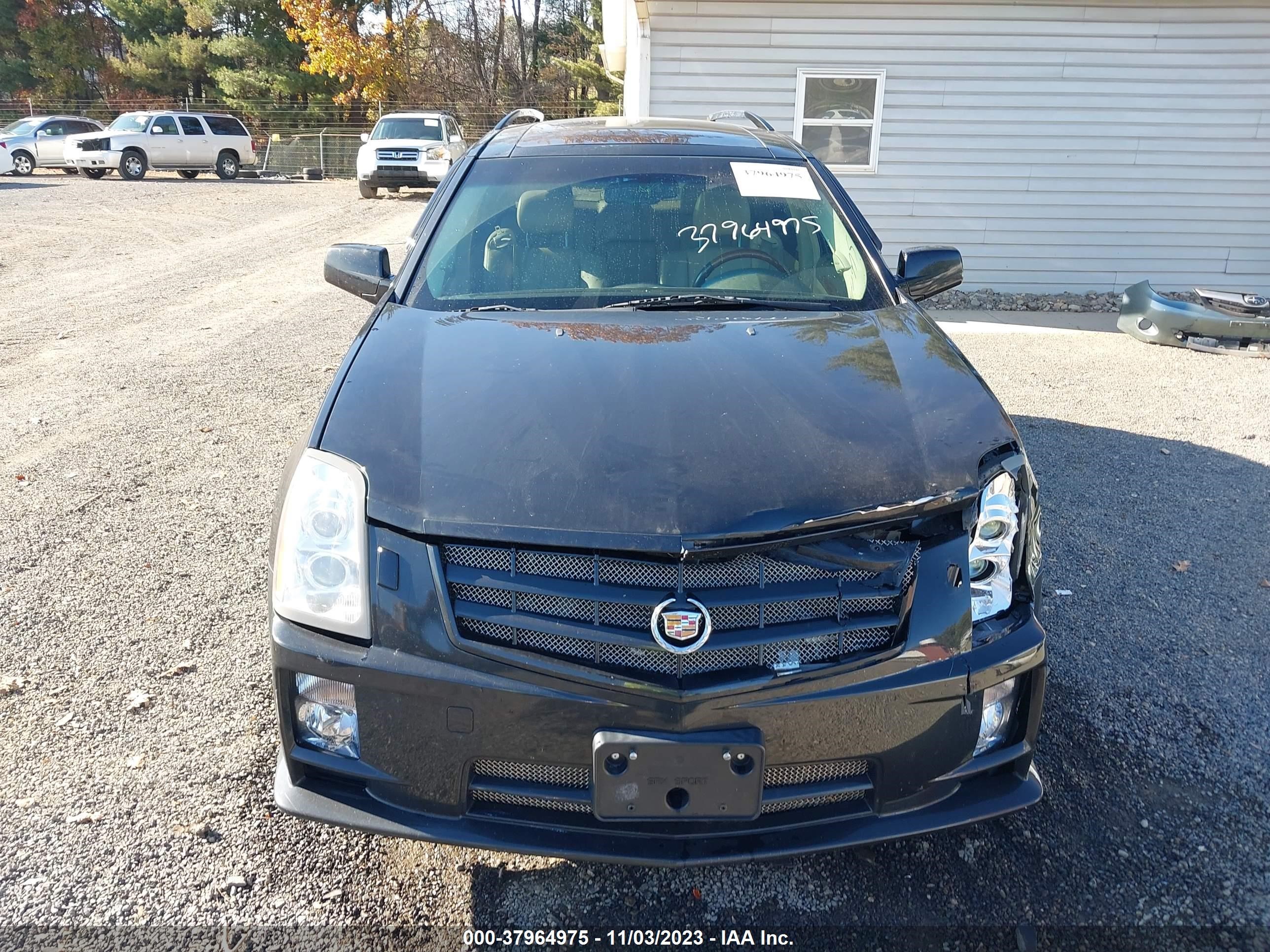 Photo 11 VIN: 1GYEE437190120355 - CADILLAC SRX 