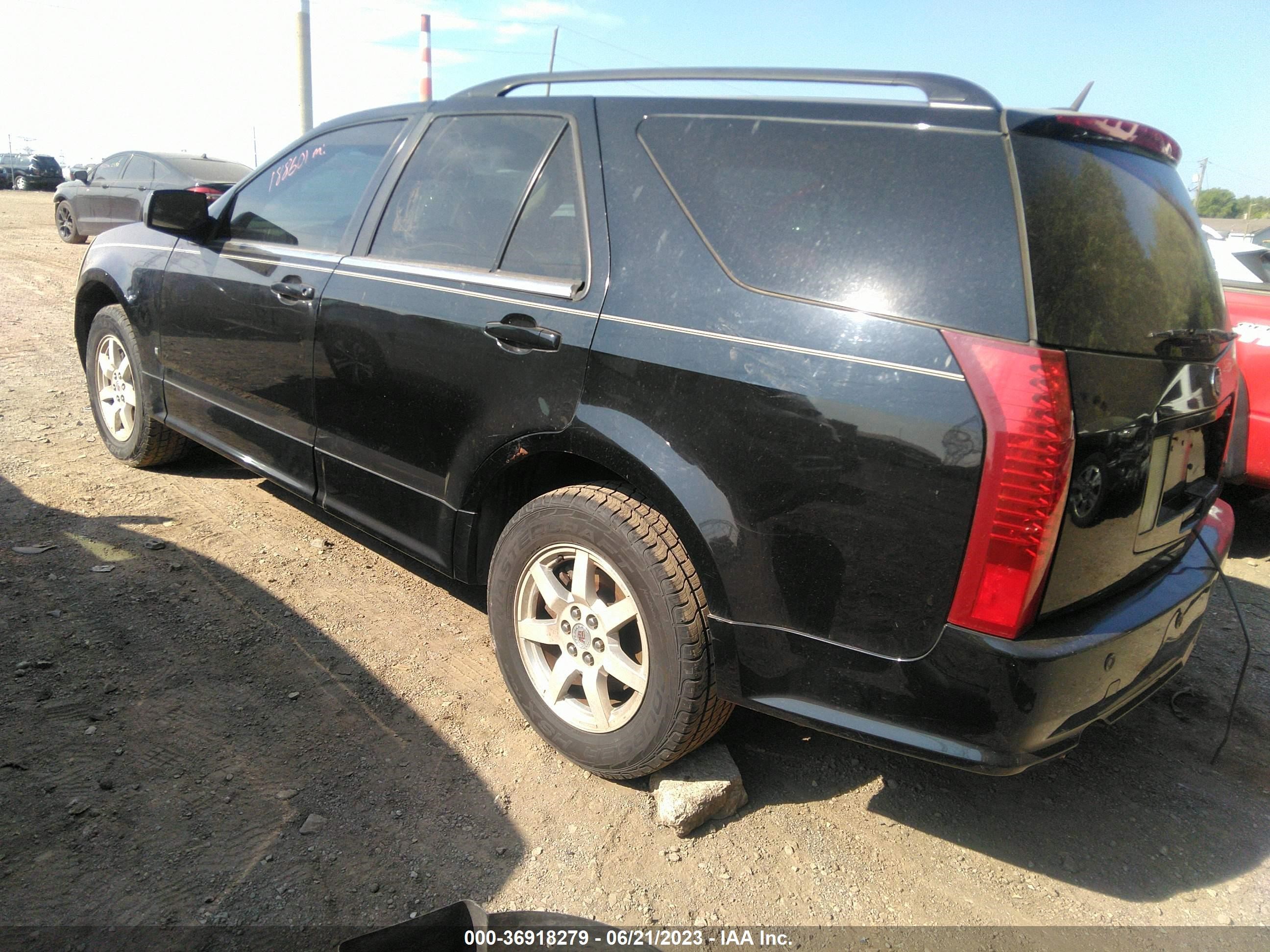 Photo 2 VIN: 1GYEE437X90115705 - CADILLAC SRX 