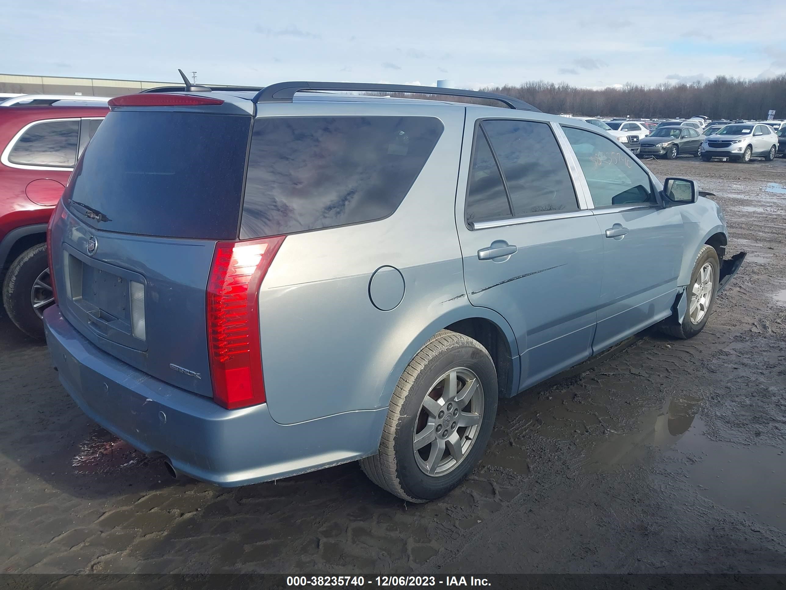 Photo 3 VIN: 1GYEE637070129010 - CADILLAC SRX 