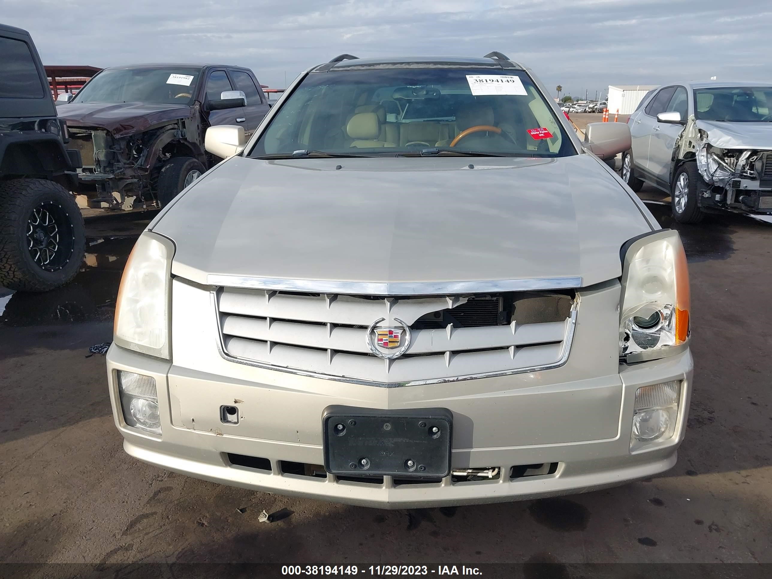 Photo 11 VIN: 1GYEE637070188929 - CADILLAC SRX 