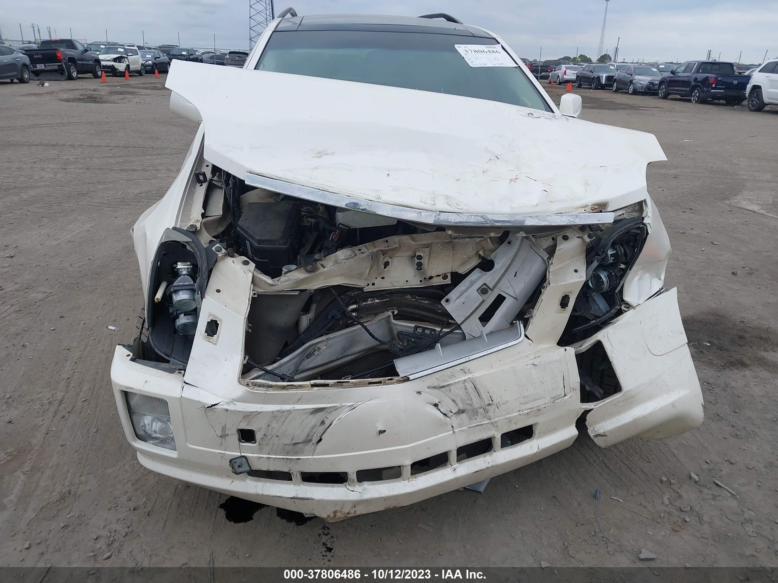 Photo 5 VIN: 1GYEE637080165183 - CADILLAC SRX 