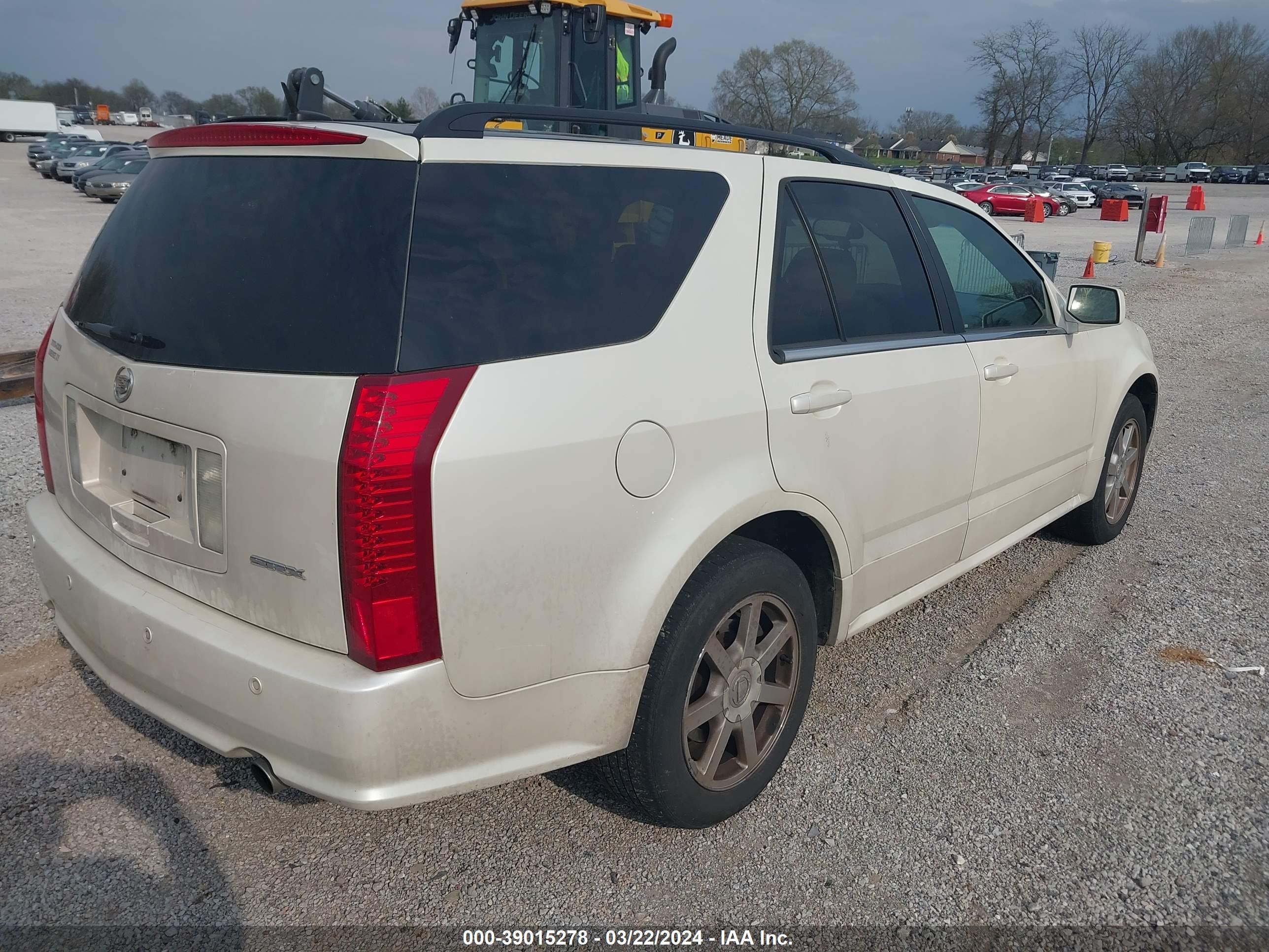 Photo 3 VIN: 1GYEE637150170453 - CADILLAC SRX 