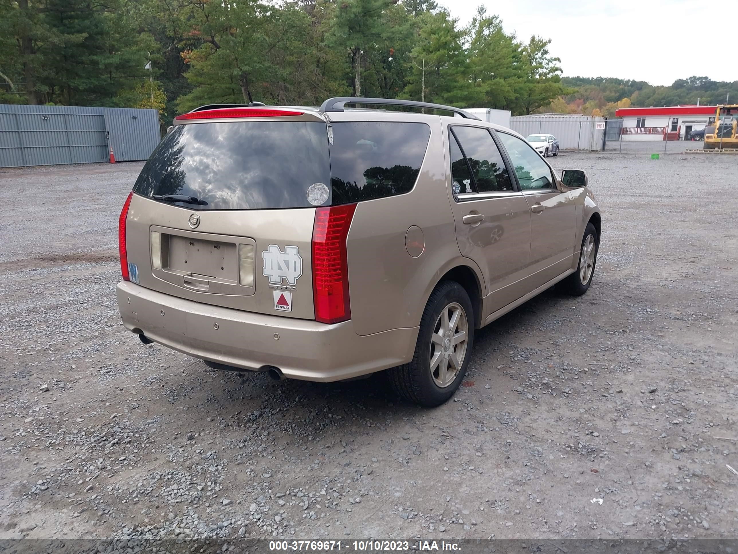 Photo 3 VIN: 1GYEE637150217609 - CADILLAC SRX 