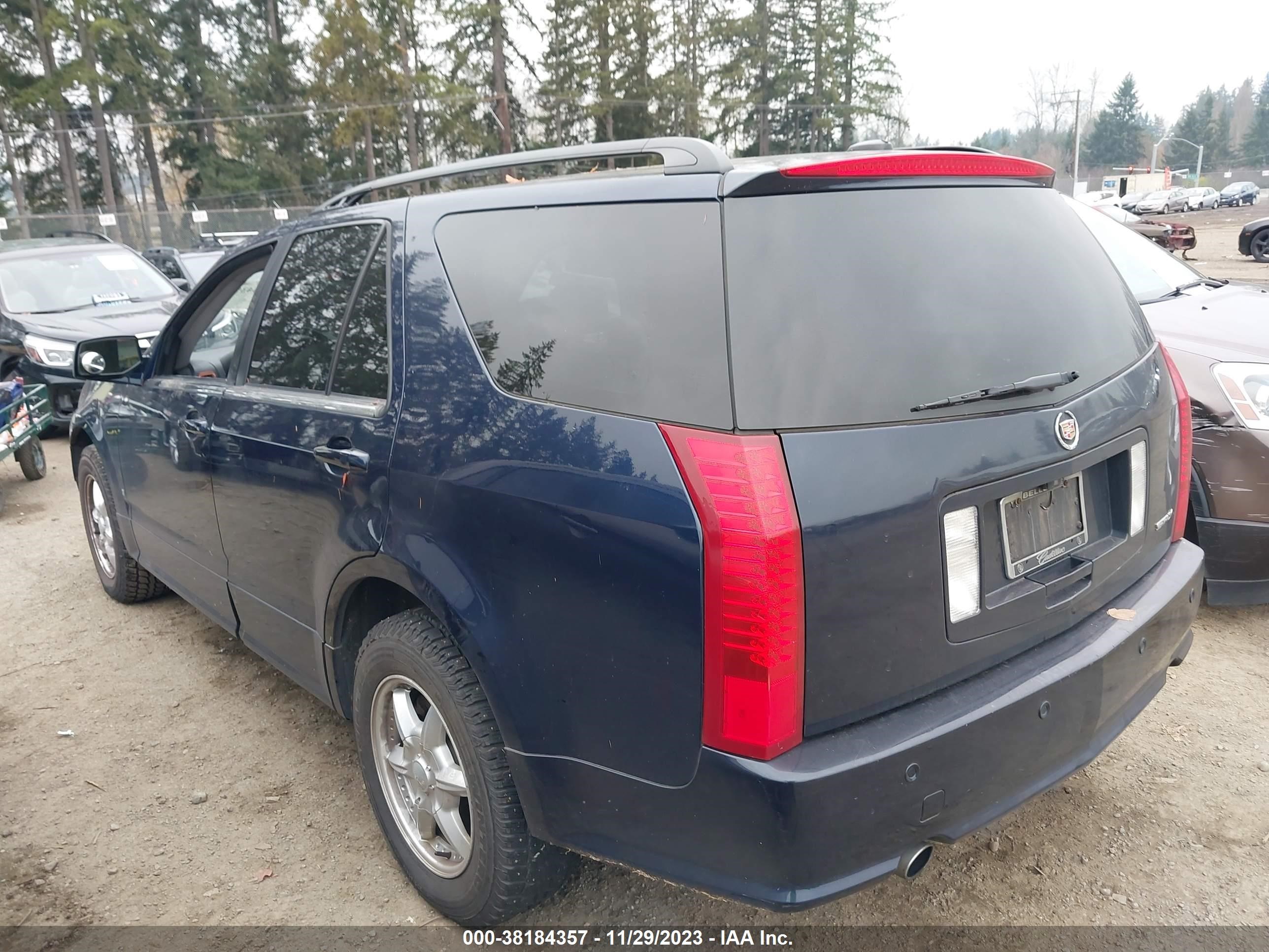 Photo 2 VIN: 1GYEE637160133565 - CADILLAC SRX 