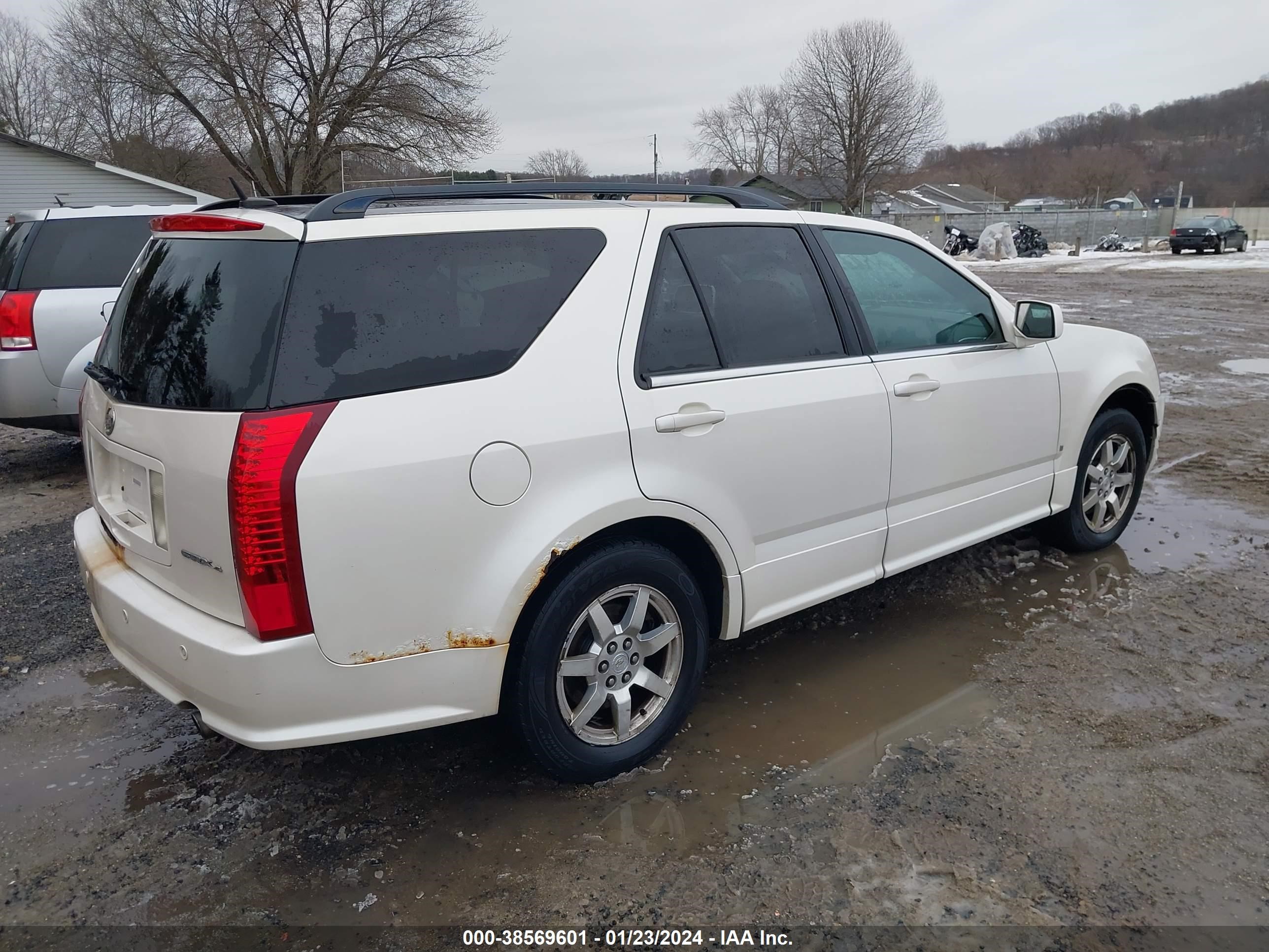 Photo 3 VIN: 1GYEE637170115696 - CADILLAC SRX 