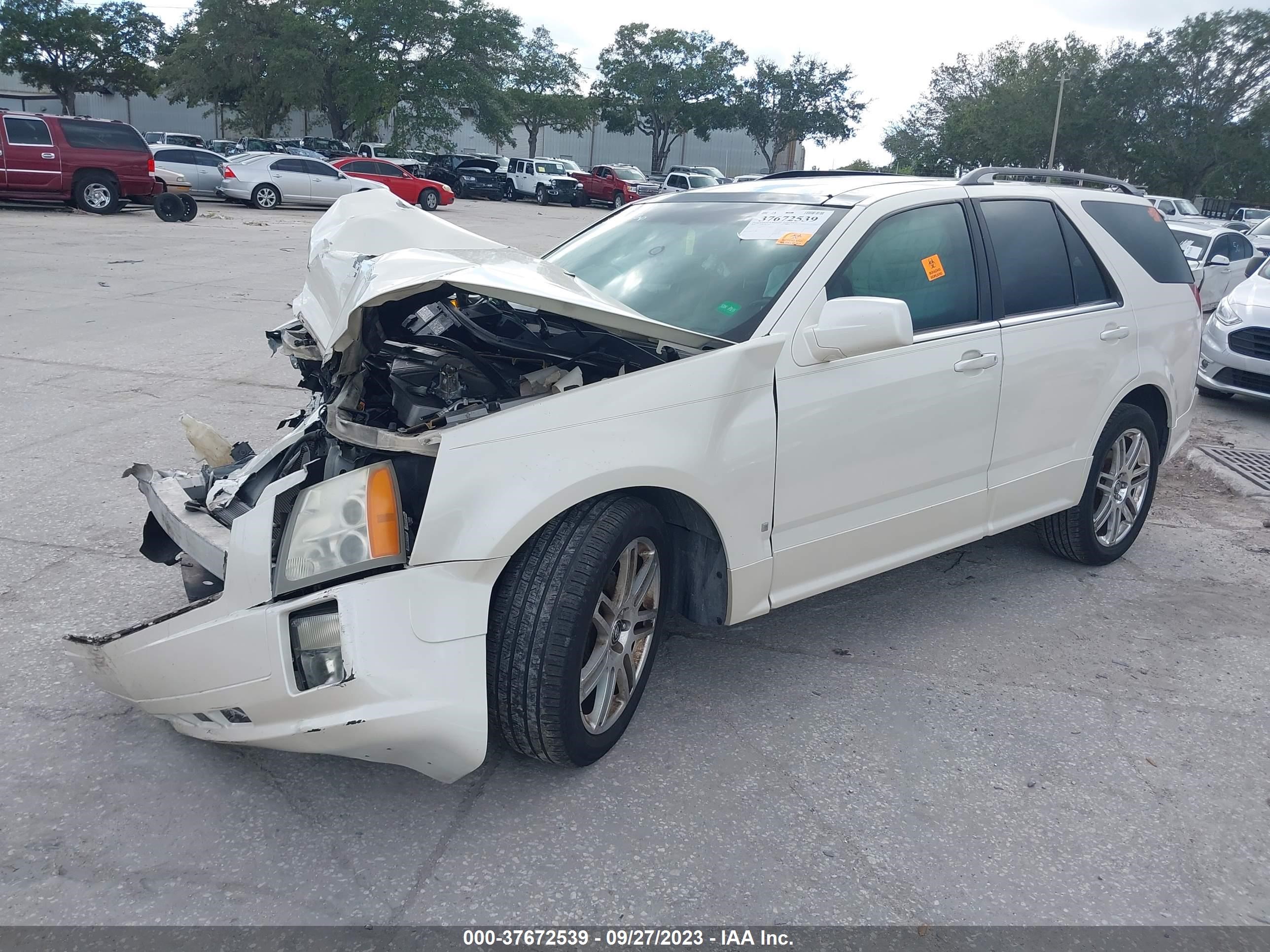 Photo 1 VIN: 1GYEE637180179710 - CADILLAC SRX 