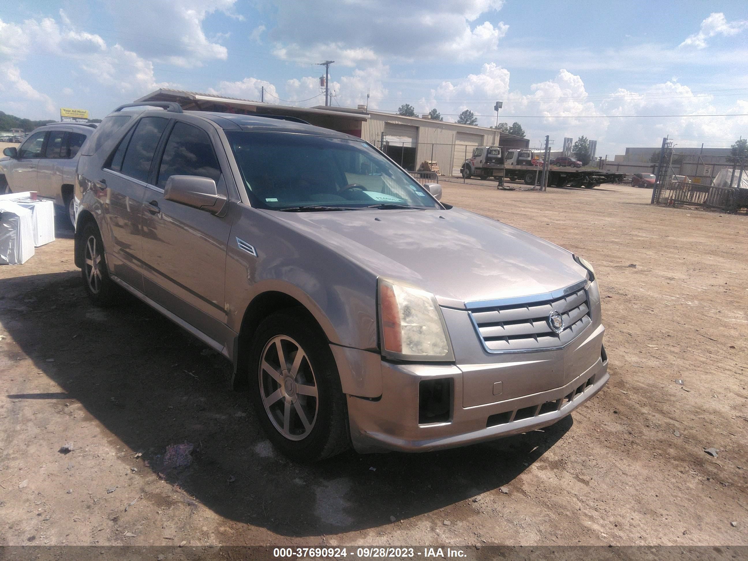 Photo 0 VIN: 1GYEE637240188345 - CADILLAC SRX 