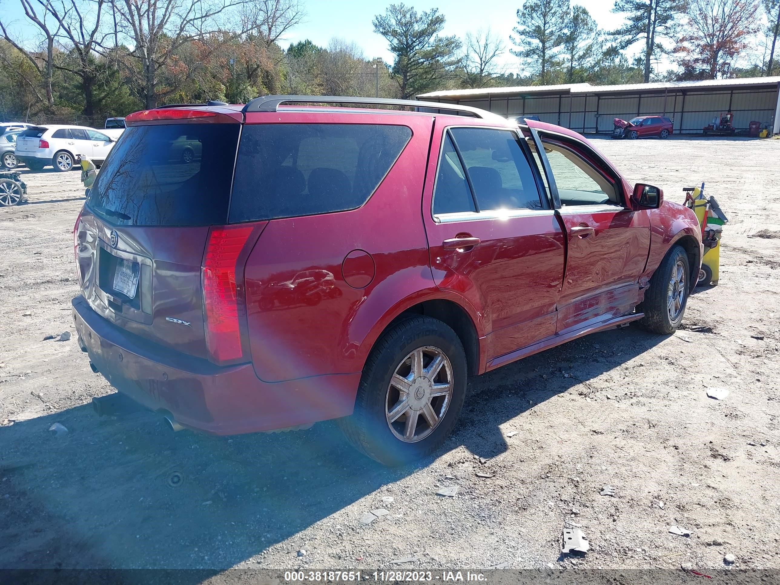 Photo 3 VIN: 1GYEE637250153984 - CADILLAC SRX 