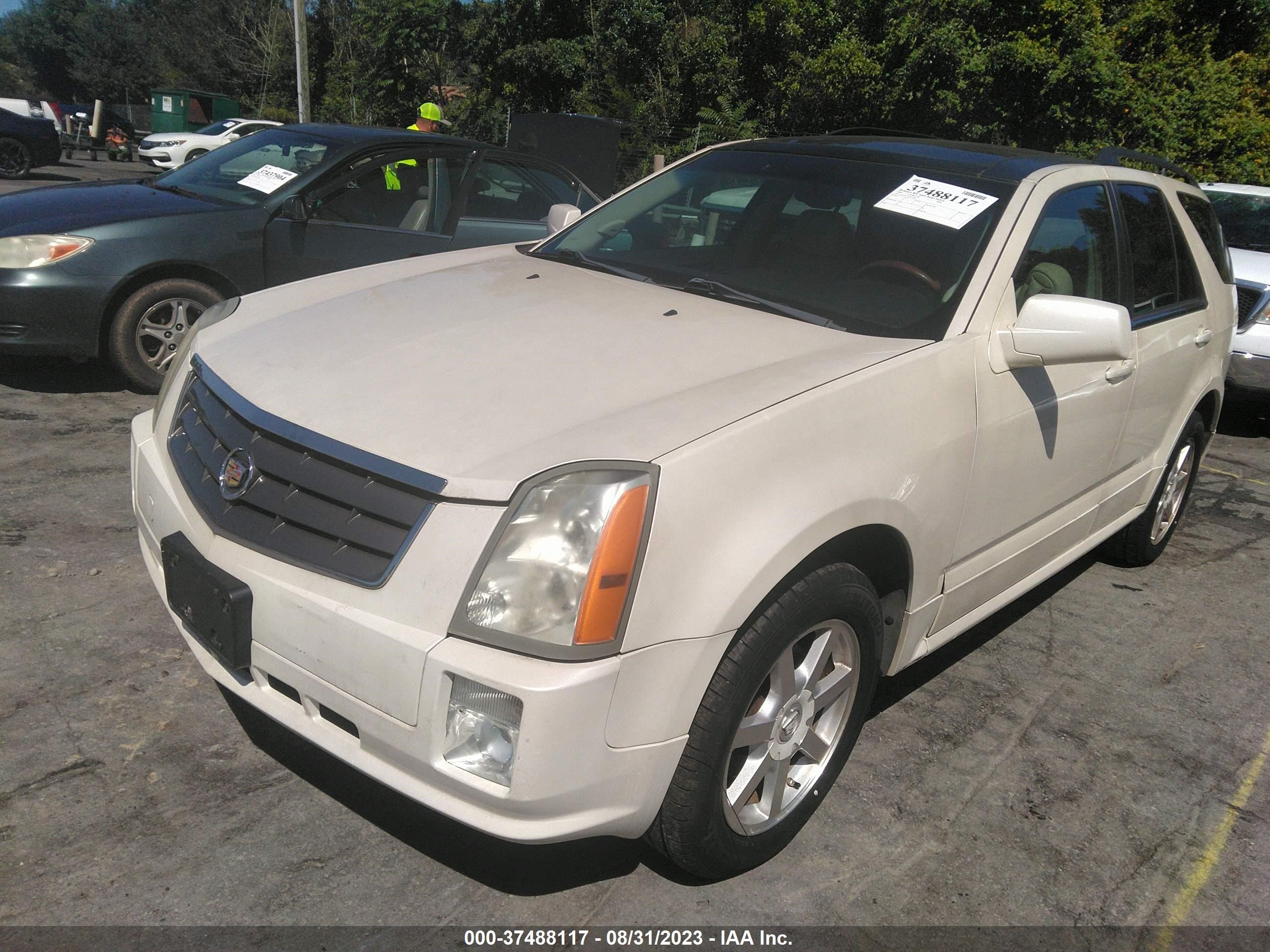 Photo 1 VIN: 1GYEE637250234967 - CADILLAC SRX 