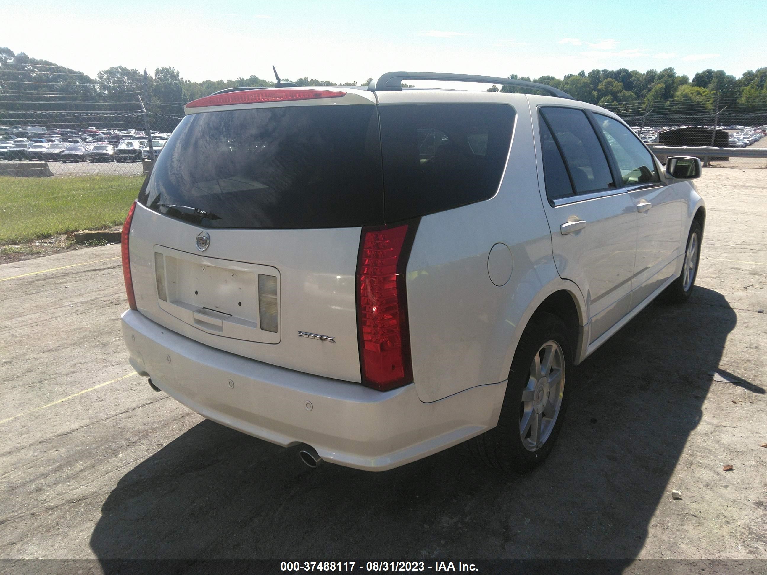 Photo 3 VIN: 1GYEE637250234967 - CADILLAC SRX 