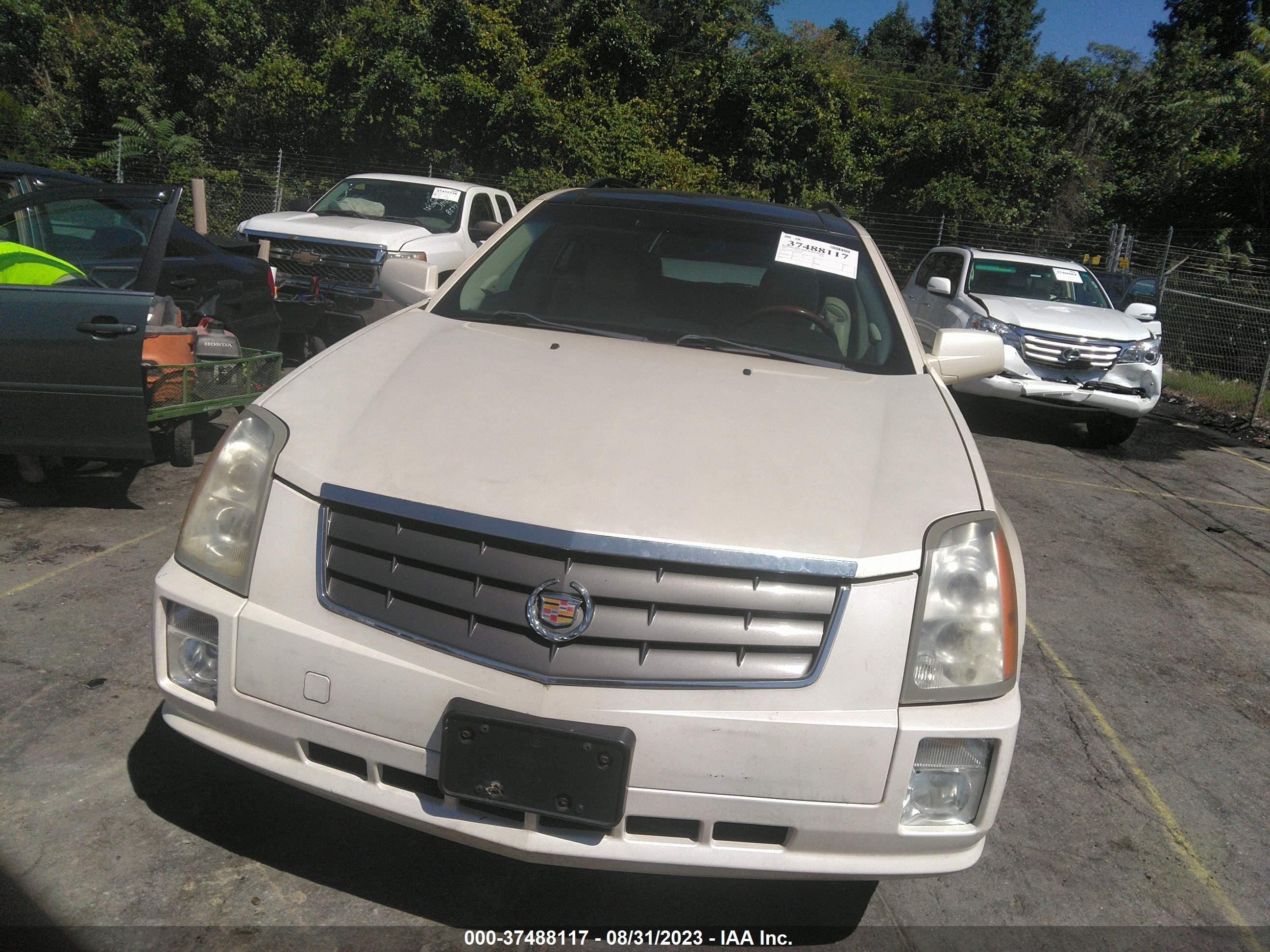 Photo 5 VIN: 1GYEE637250234967 - CADILLAC SRX 