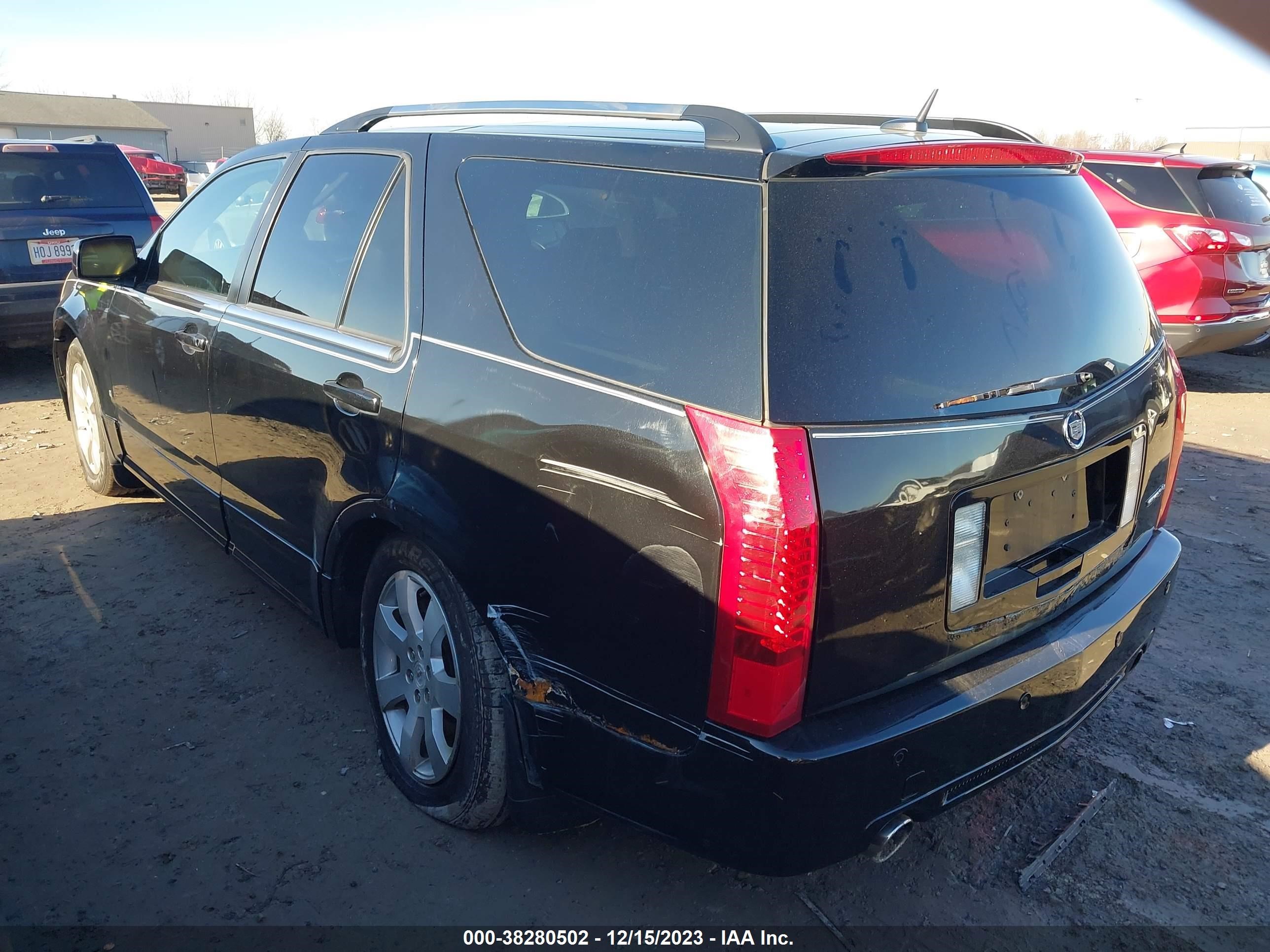 Photo 2 VIN: 1GYEE637270157584 - CADILLAC SRX 