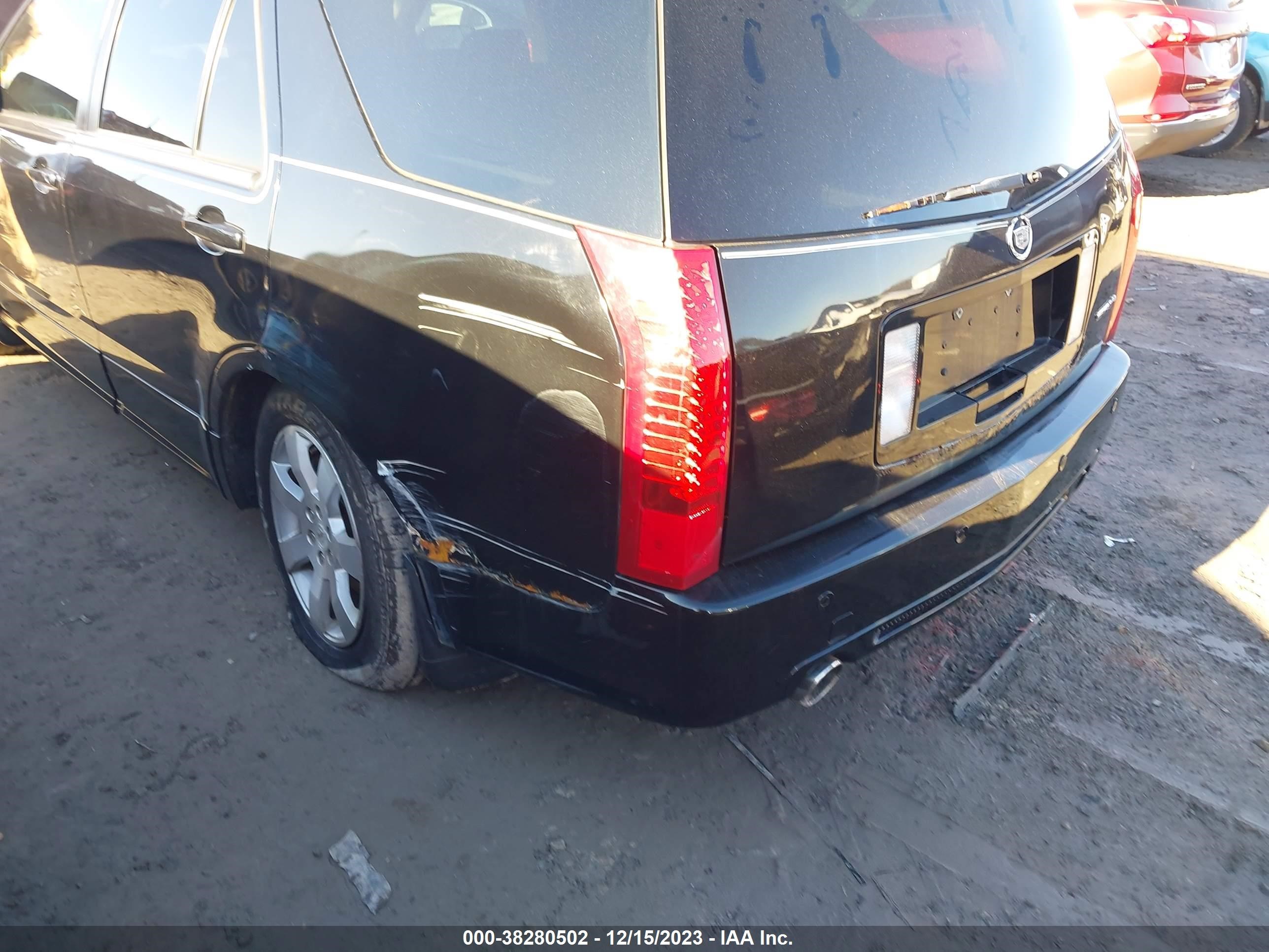 Photo 5 VIN: 1GYEE637270157584 - CADILLAC SRX 