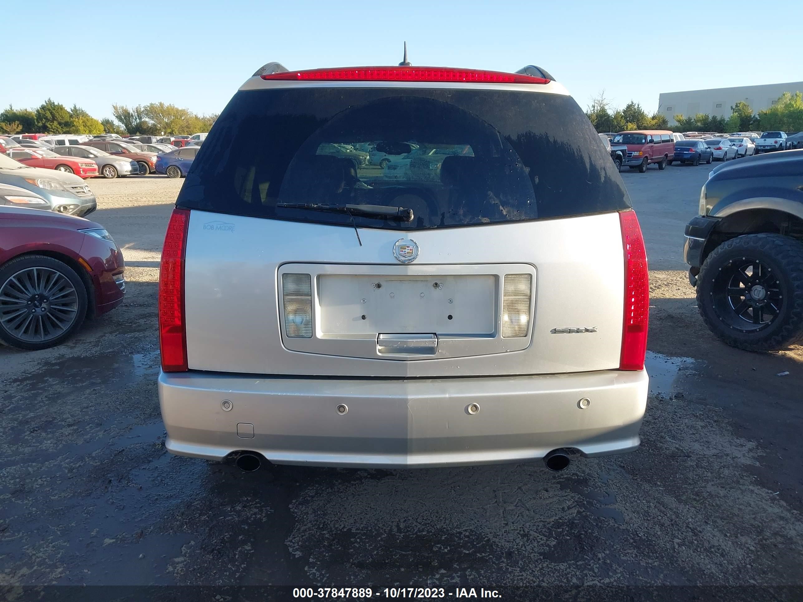 Photo 15 VIN: 1GYEE637290122529 - CADILLAC SRX 