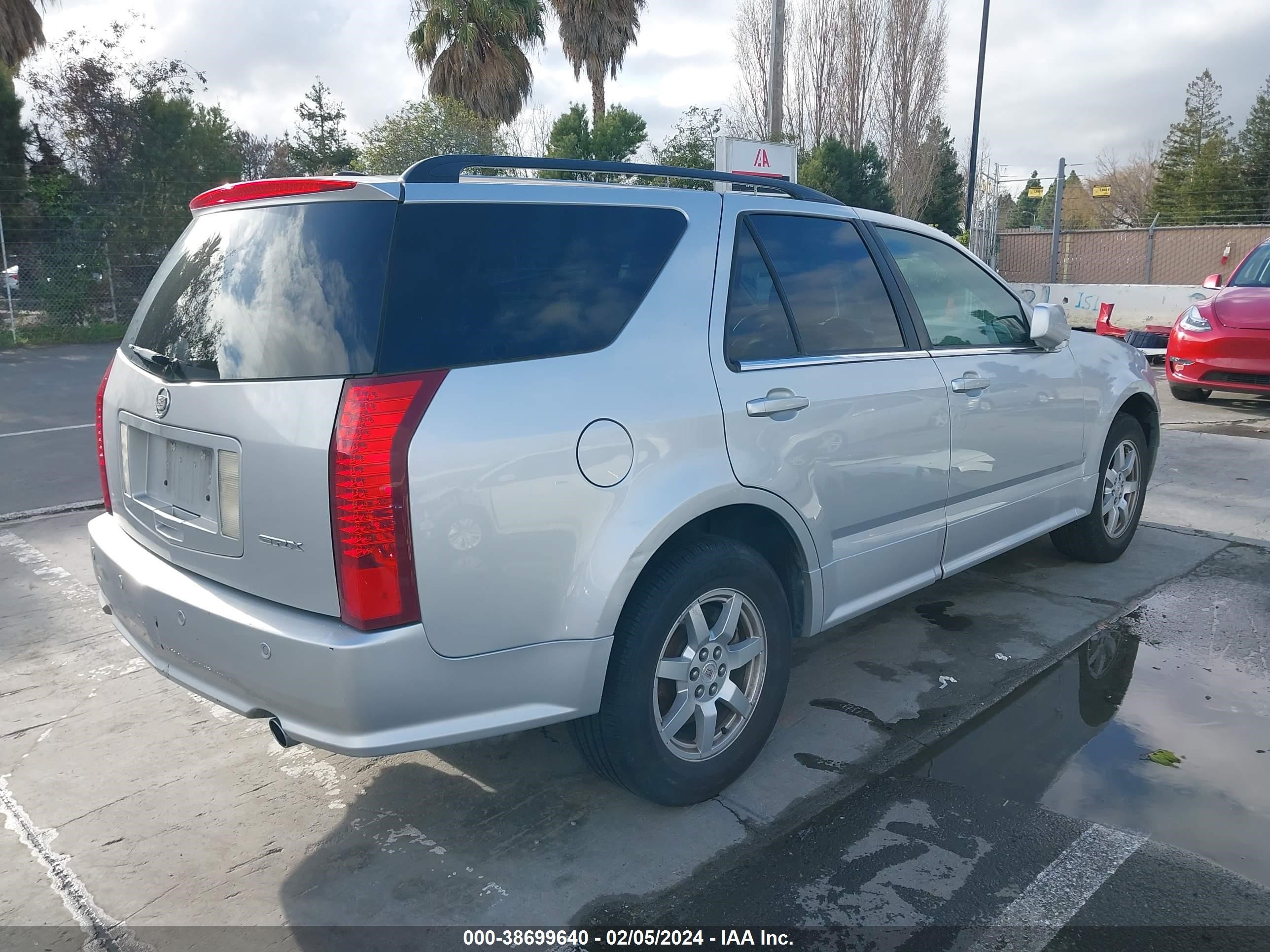 Photo 3 VIN: 1GYEE637390108770 - CADILLAC SRX 